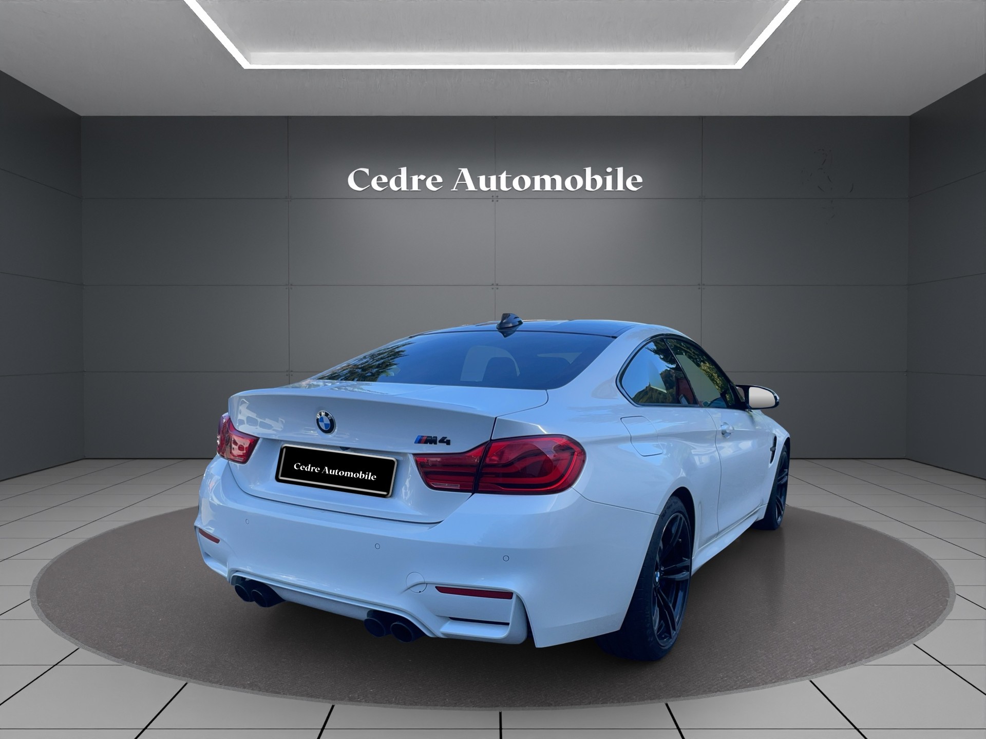 BMW M4 Coupé Competition DKG-image-4