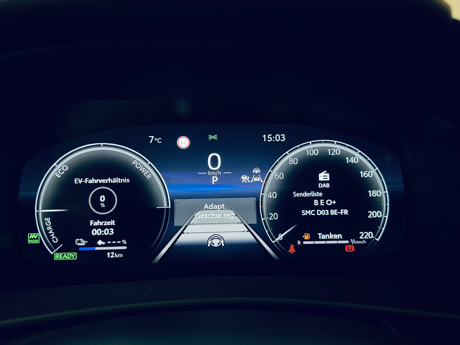 TOYOTA C-HR 2.0 PHEV CVT Trend-image-22