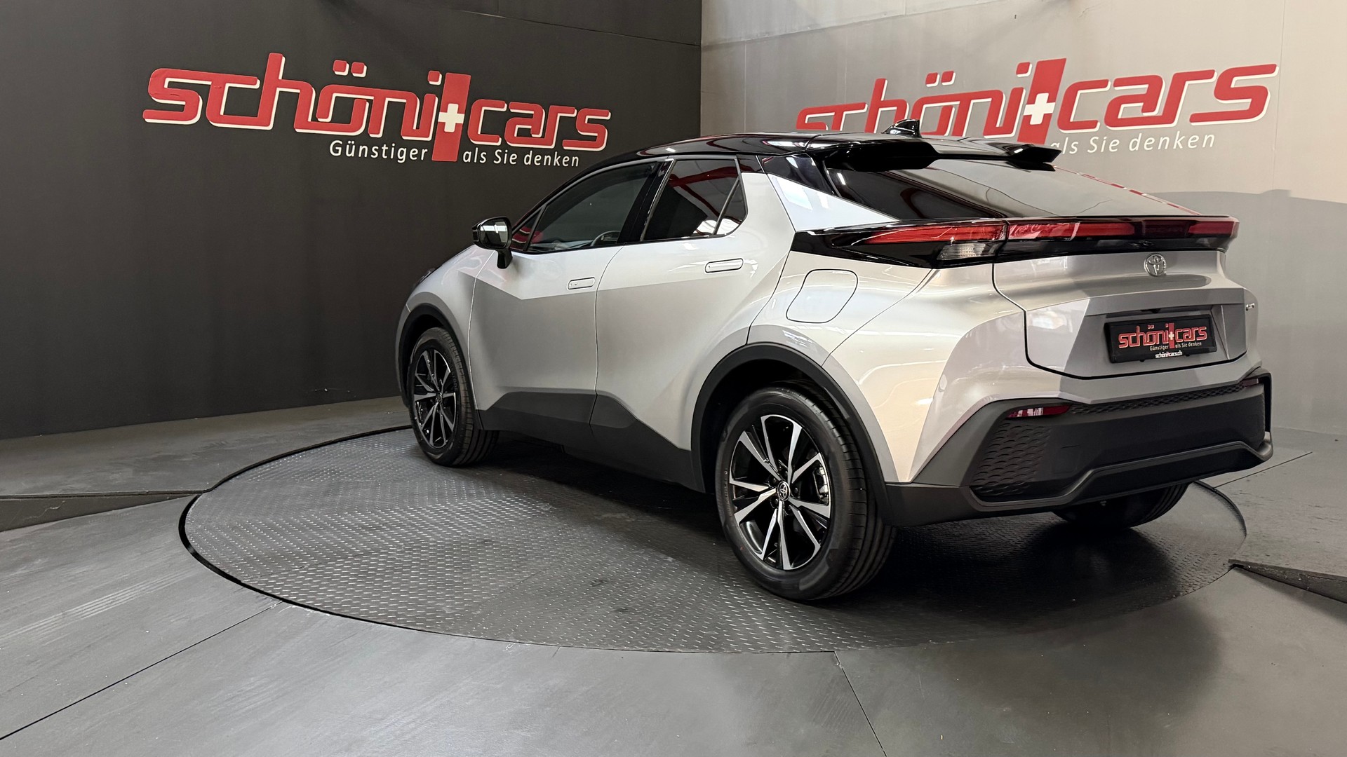 TOYOTA C-HR 2.0 PHEV CVT Trend-image-4