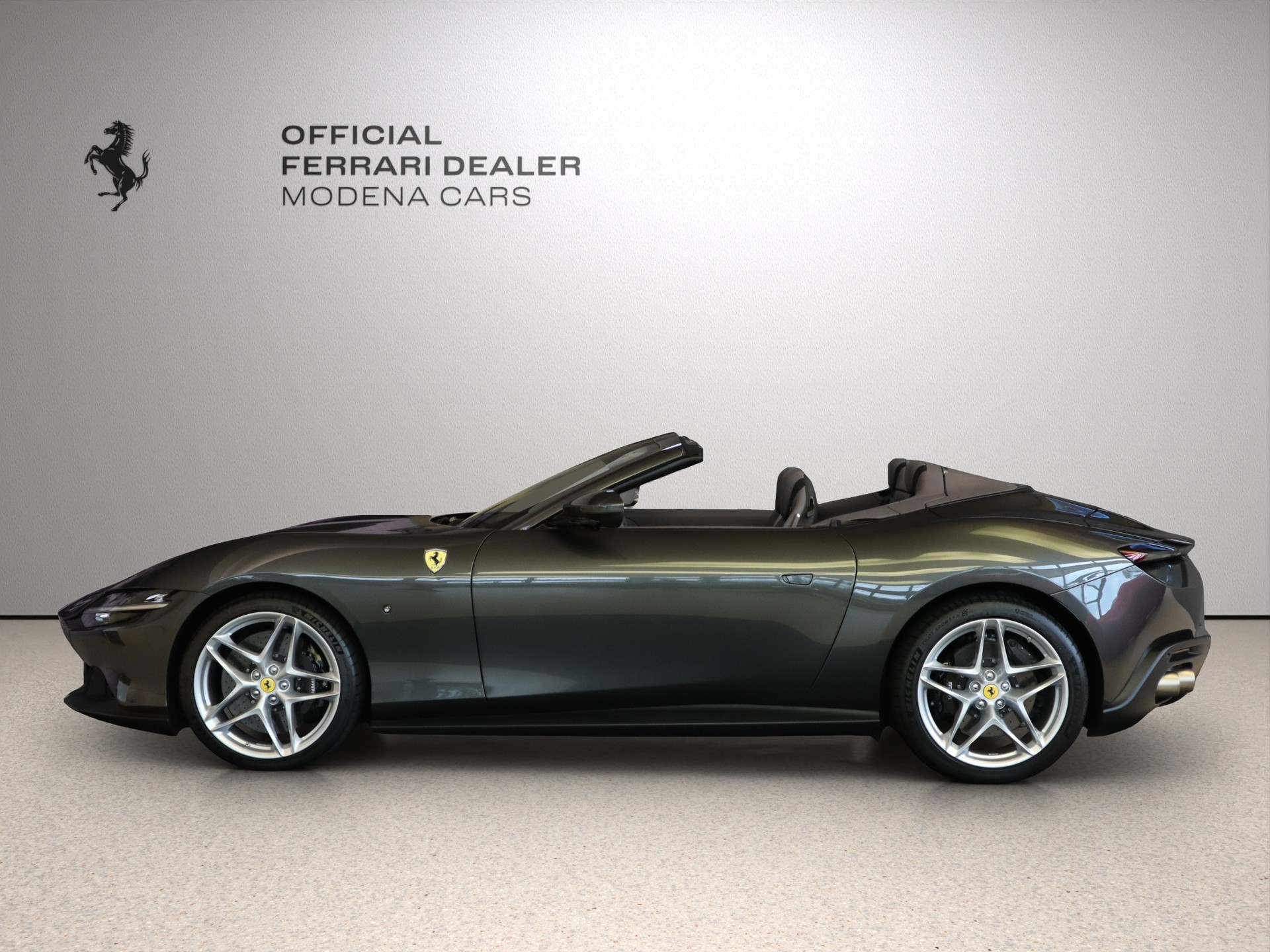 FERRARI Roma 3.9 V8 T Spider-image-7