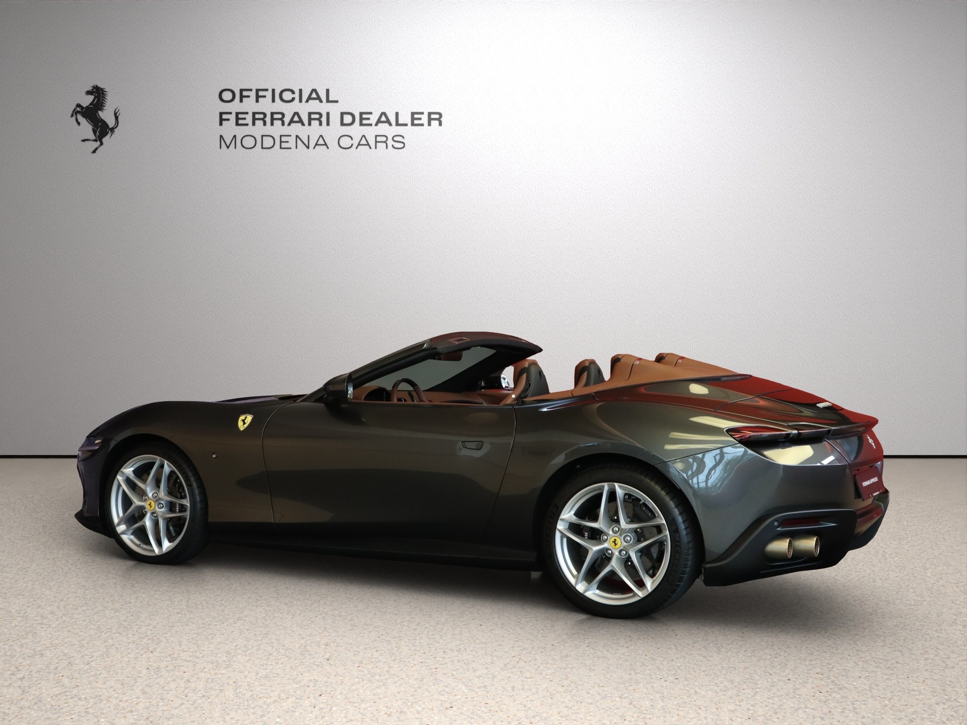 FERRARI Roma 3.9 V8 T Spider-image-8