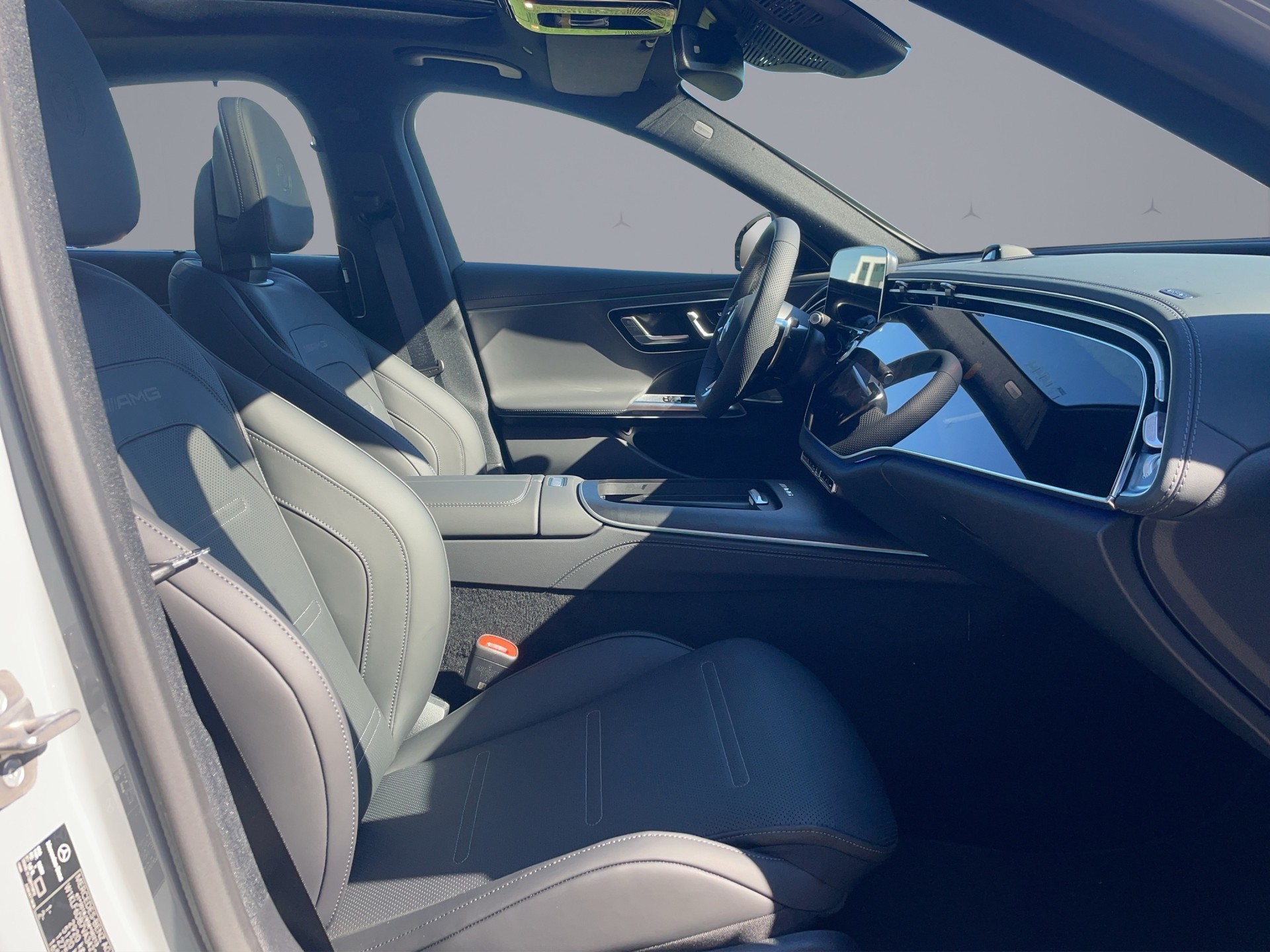 MERCEDES-BENZ E-Klasse W214 E 53 Hybrid AMG 4matic+-image-15