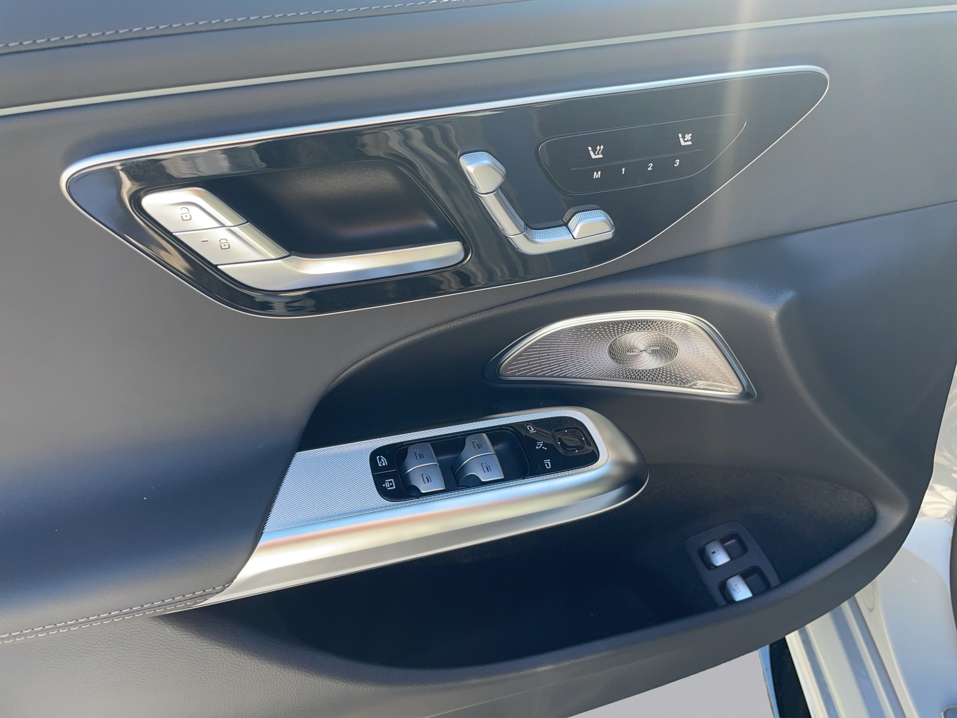MERCEDES-BENZ E-Klasse W214 E 53 Hybrid AMG 4matic+-image-9