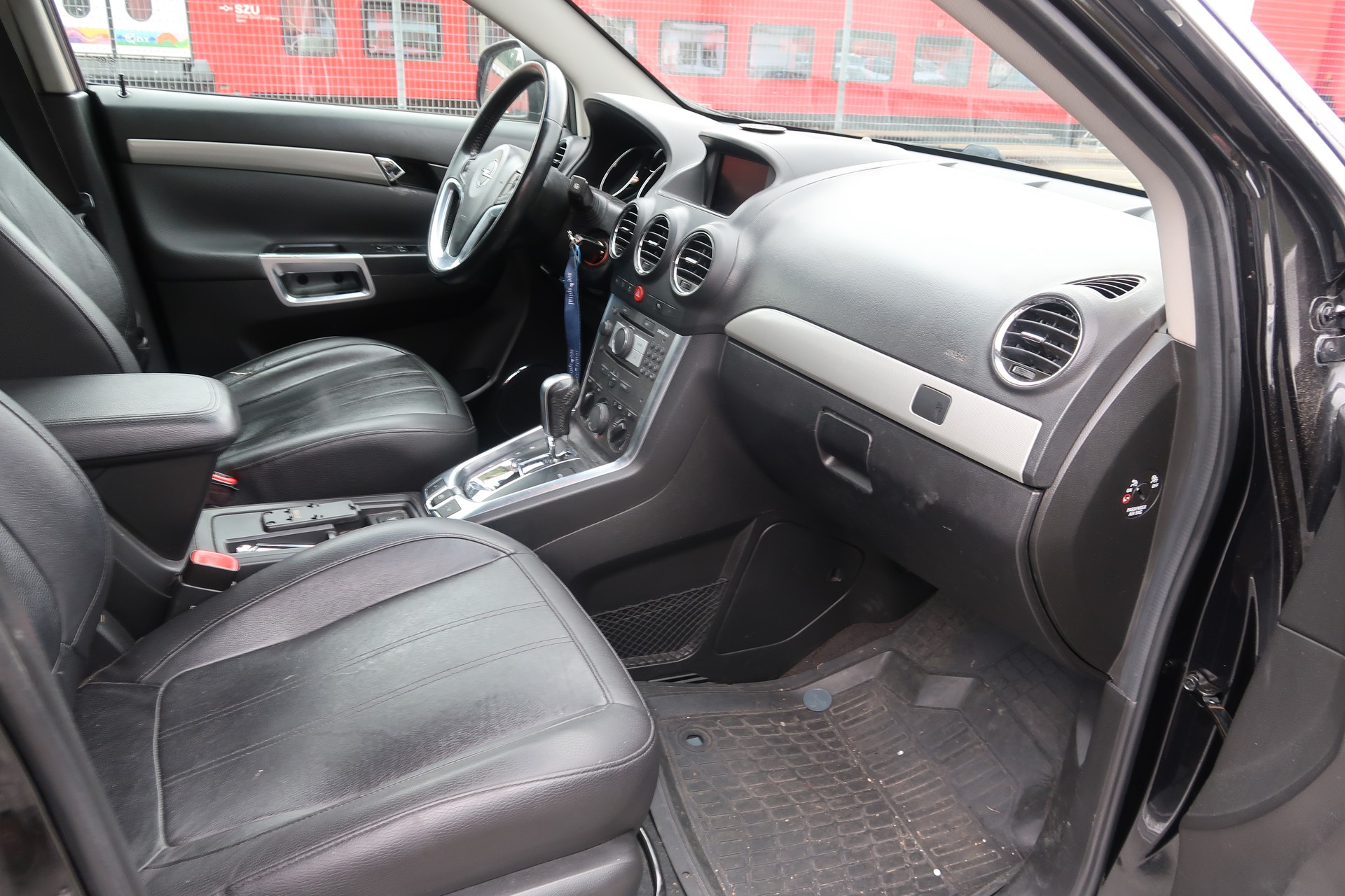 OPEL Antara 2.2 CDTi Cosmo 4WD Automatic-image-9