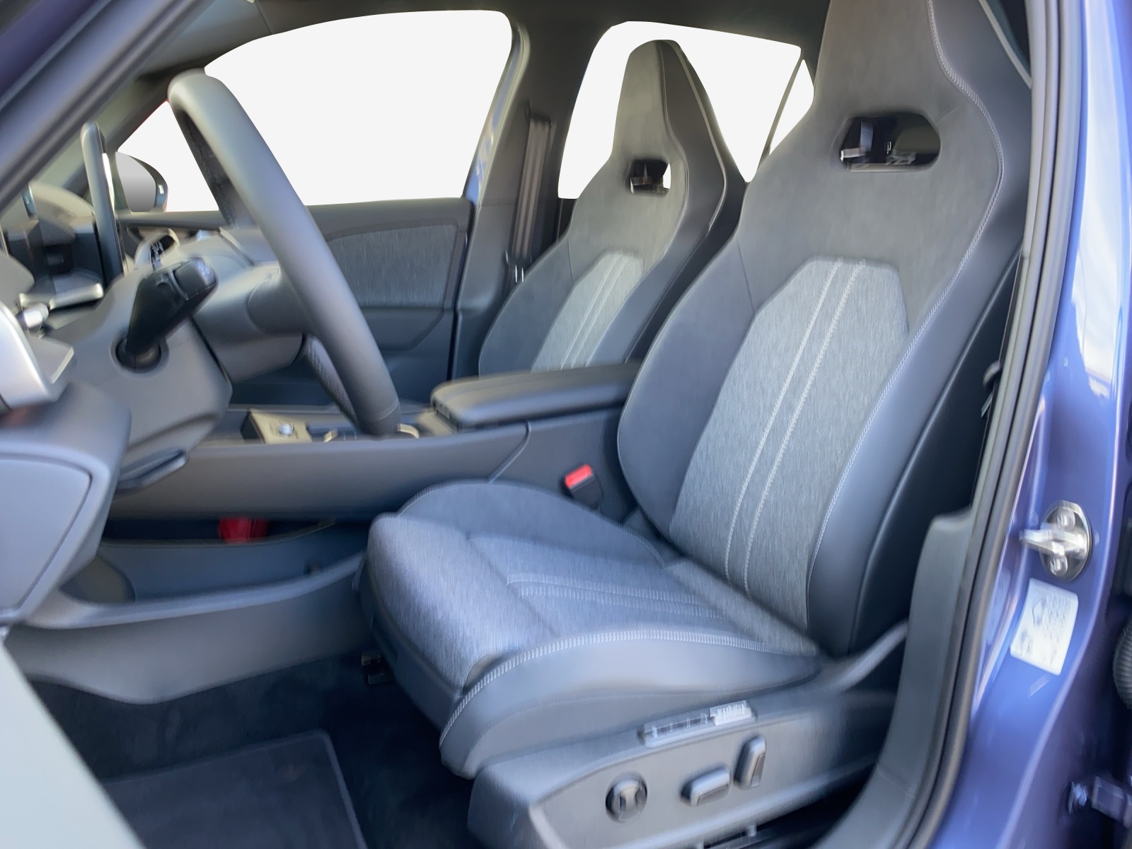 VW ID.3 Neo 79 kWh 231 PS Style-image-7