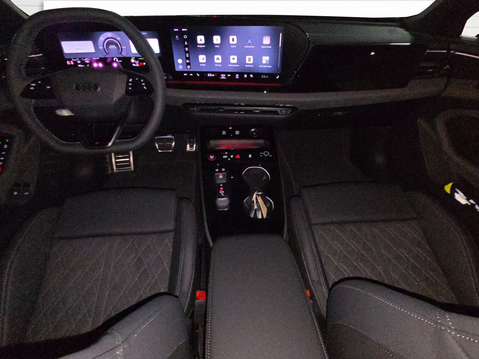 AUDI A5 Avant e-hybrid quattro Attraction 220 kW S tronic-image-6