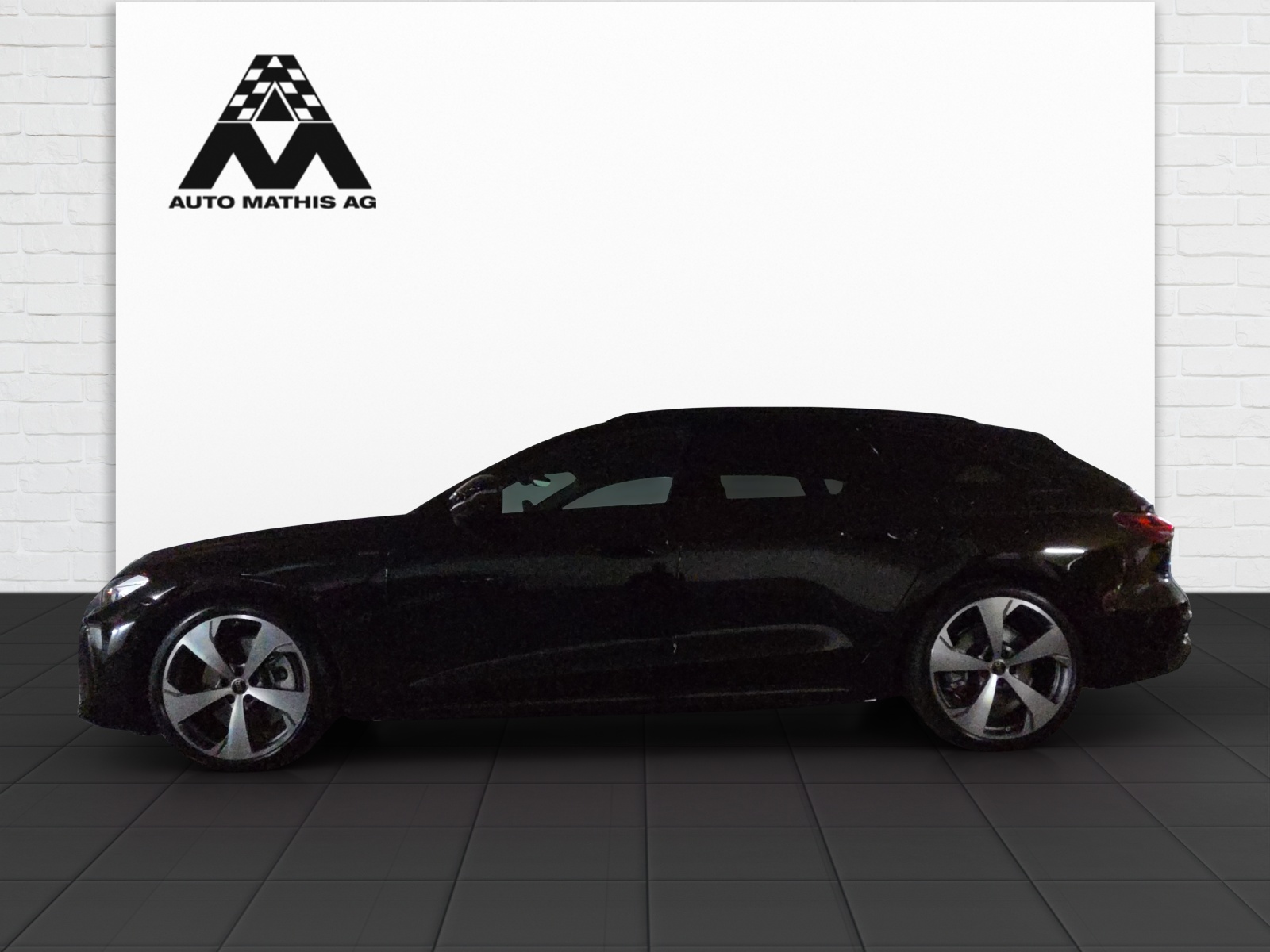 AUDI A5 Avant e-hybrid quattro Attraction 220 kW S tronic-image-2
