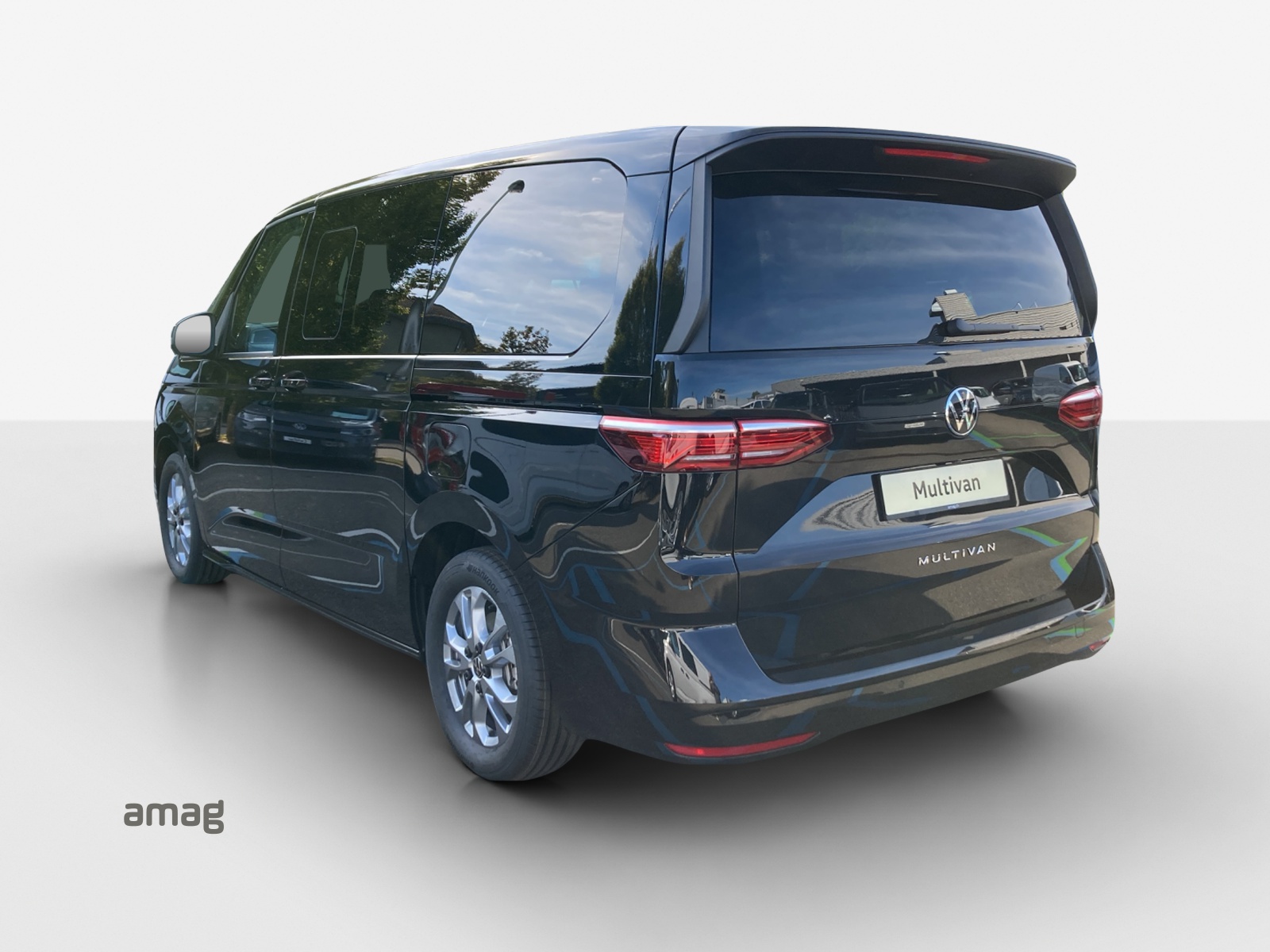 VW Multivan 2.0 TDI Trend Liberty Lang DSG-image-2