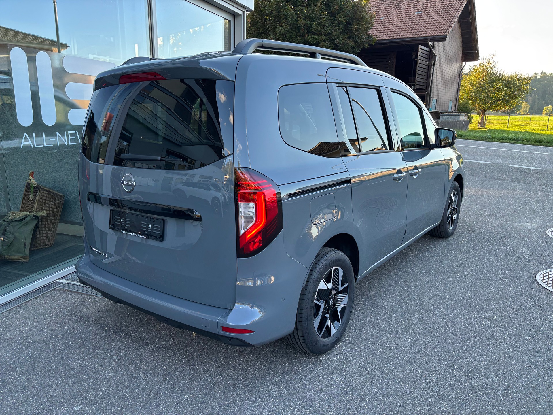 NISSAN Townstar Kombi L1 Tekna Automat-image-3