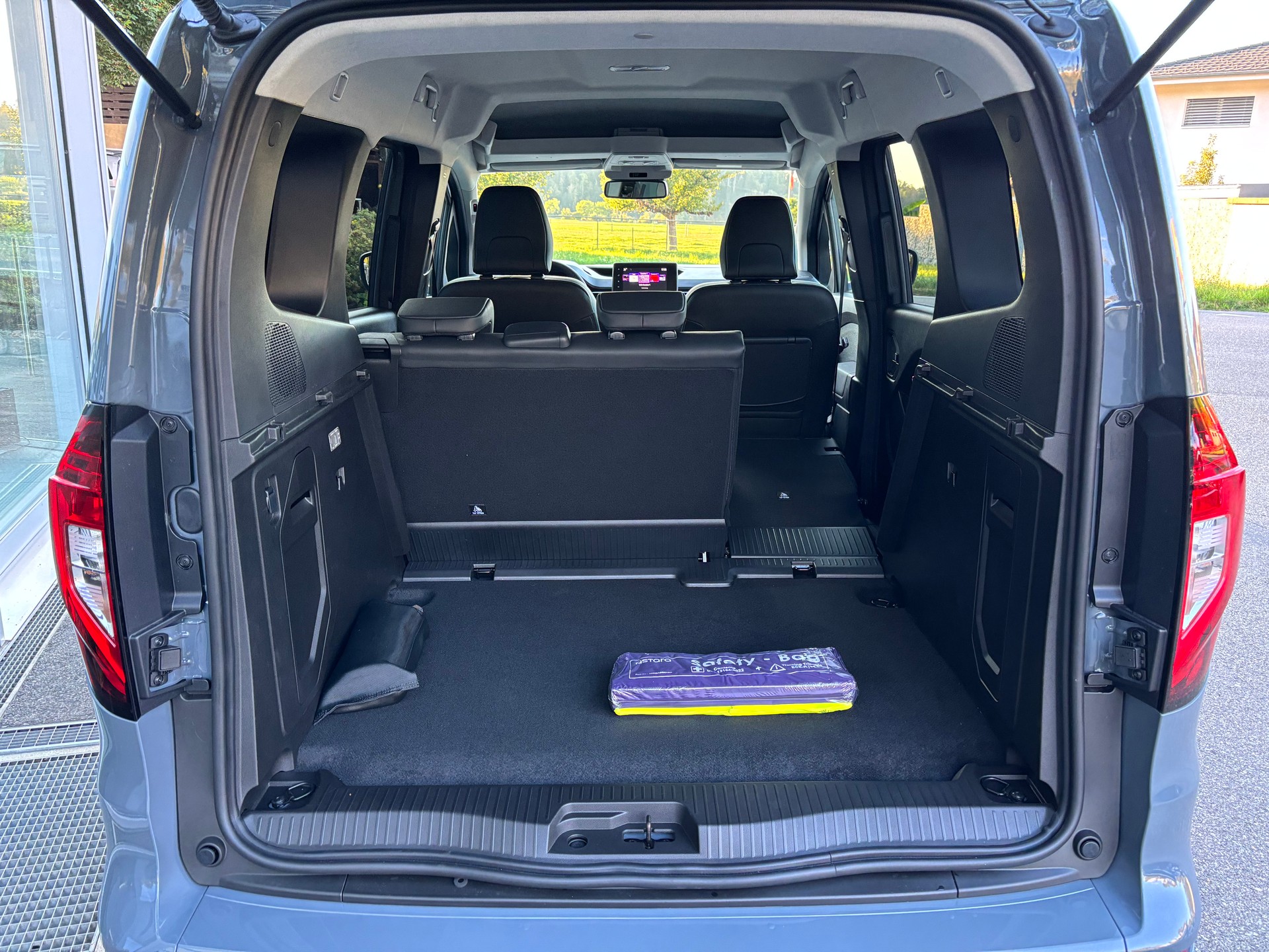 NISSAN Townstar Kombi L1 Tekna Automat-image-5