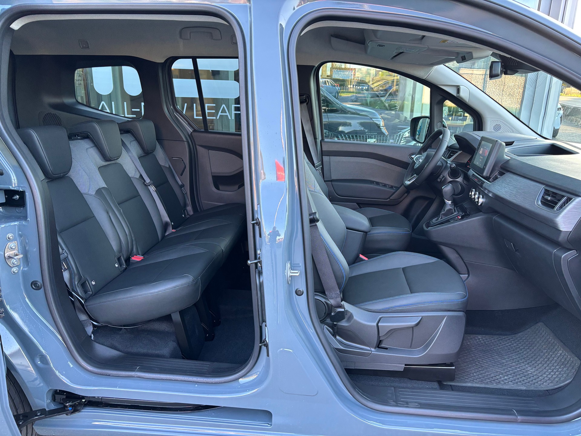 NISSAN Townstar Kombi L1 Tekna Automat-image-6