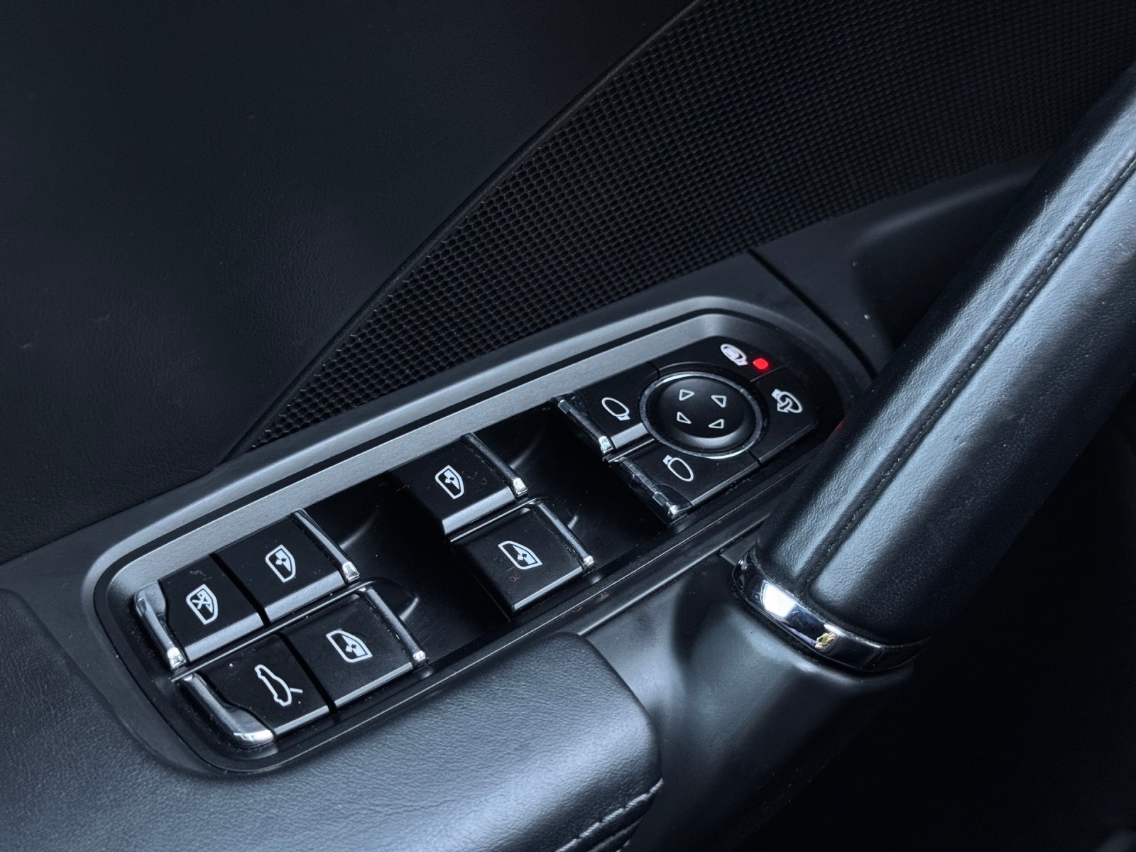 PORSCHE Cayenne Diesel *Rückfahrkamera*Sitzheizung vorne + hinten uvm.*-image-20