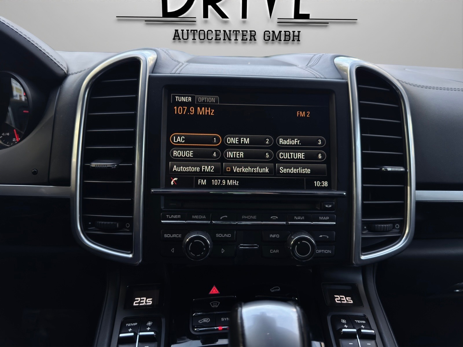 PORSCHE Cayenne Diesel *Rückfahrkamera*Sitzheizung vorne + hinten uvm.*-image-14