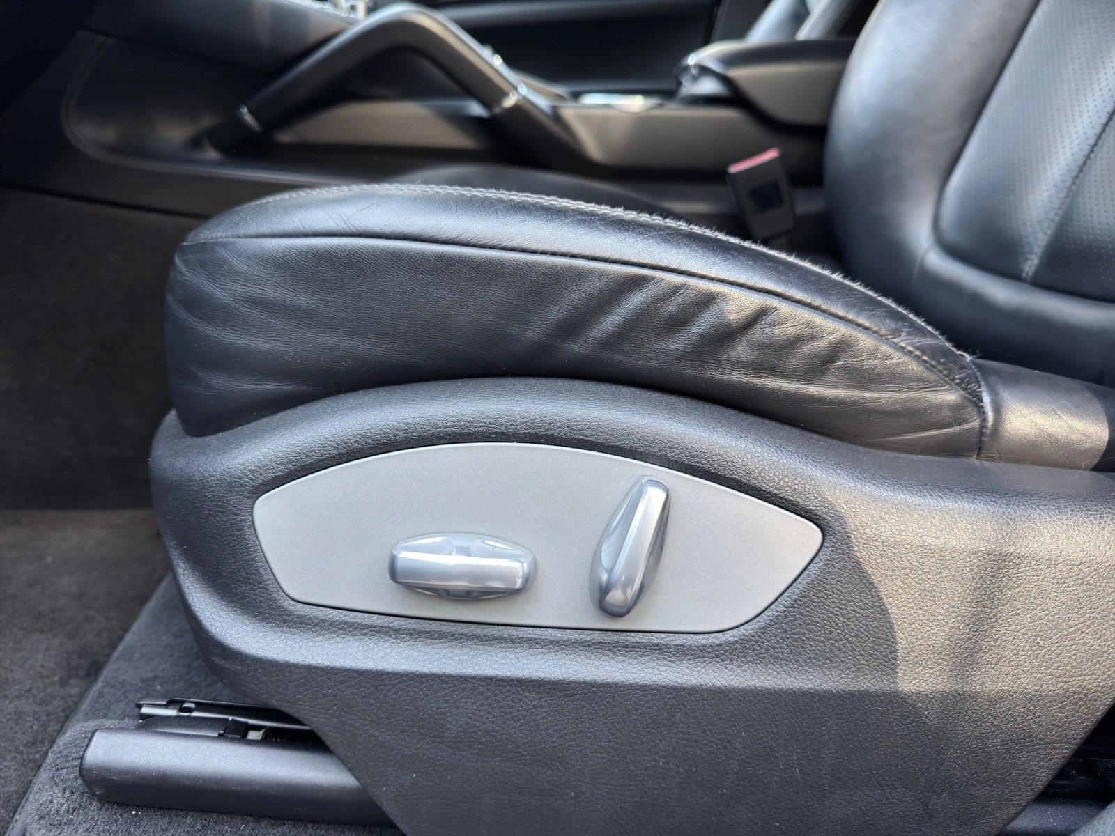 PORSCHE Cayenne Diesel *Rückfahrkamera*Sitzheizung vorne + hinten uvm.*-image-19
