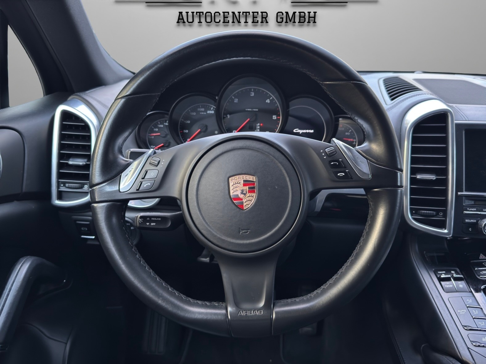 PORSCHE Cayenne Diesel *Rückfahrkamera*Sitzheizung vorne + hinten uvm.*-image-9