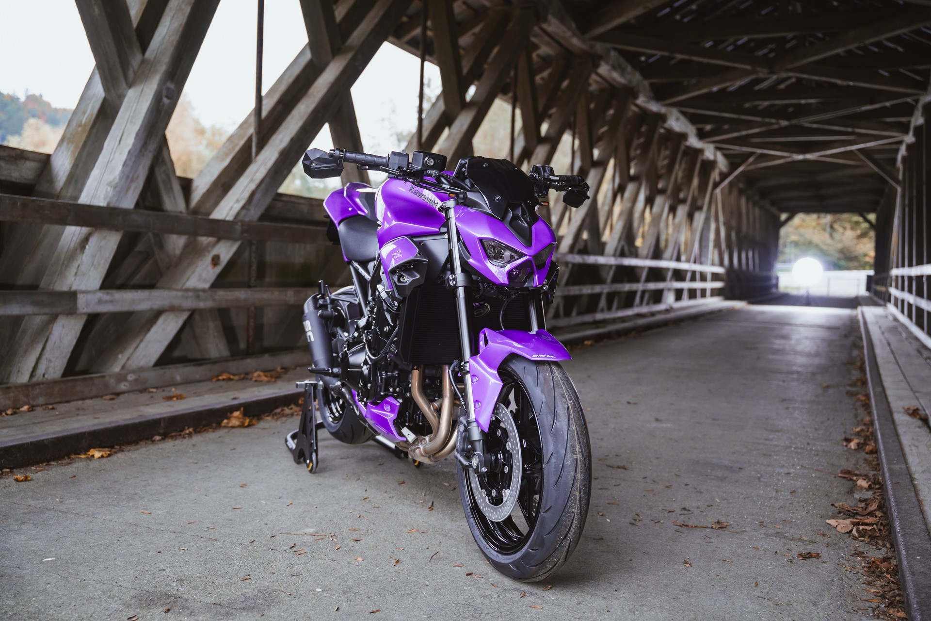 KAWASAKI Z 900 (91kW) MY27 - Sonderumbau violett-image-10