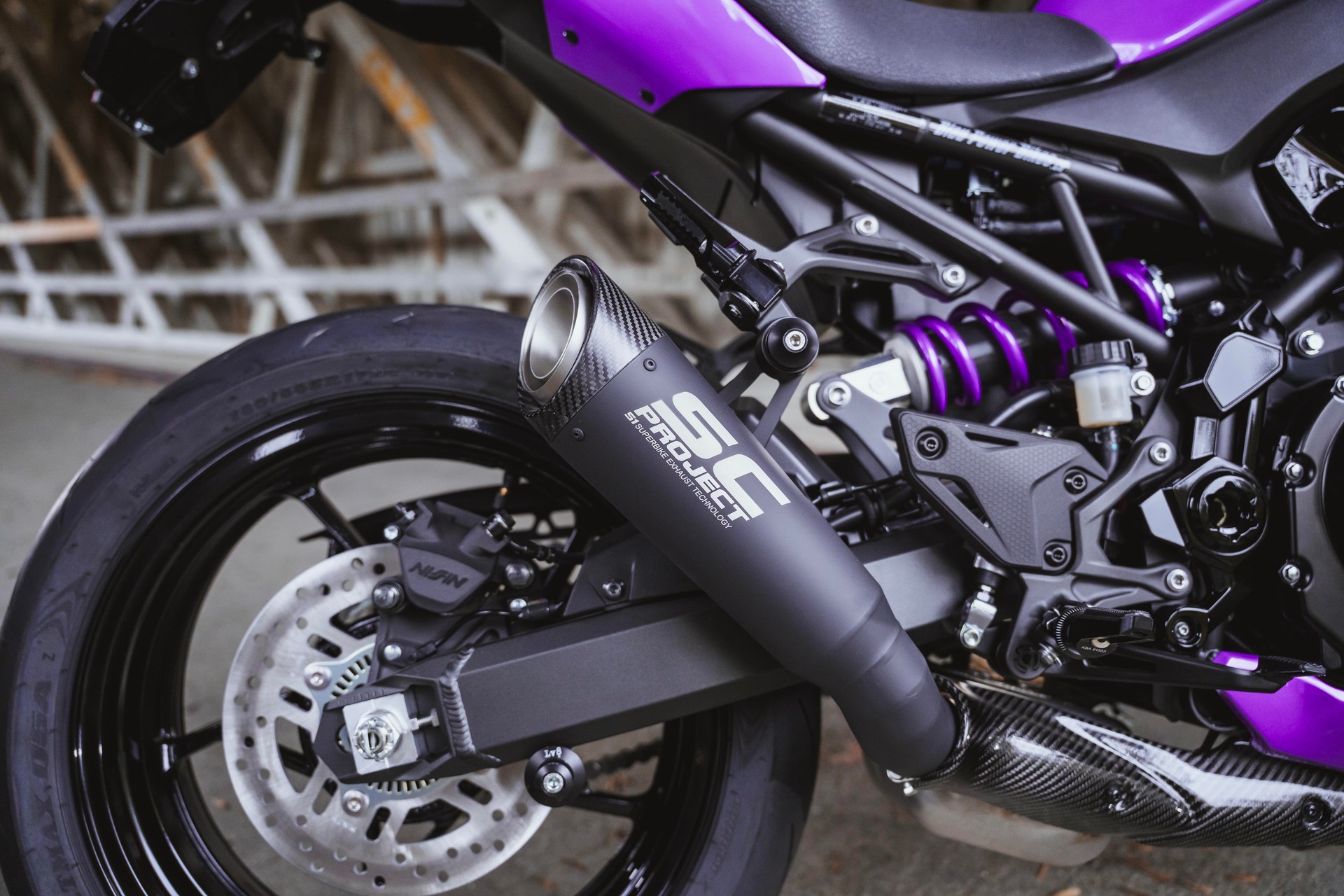 KAWASAKI Z 900 (91kW) MY27 - Sonderumbau violett-showroom-element-2