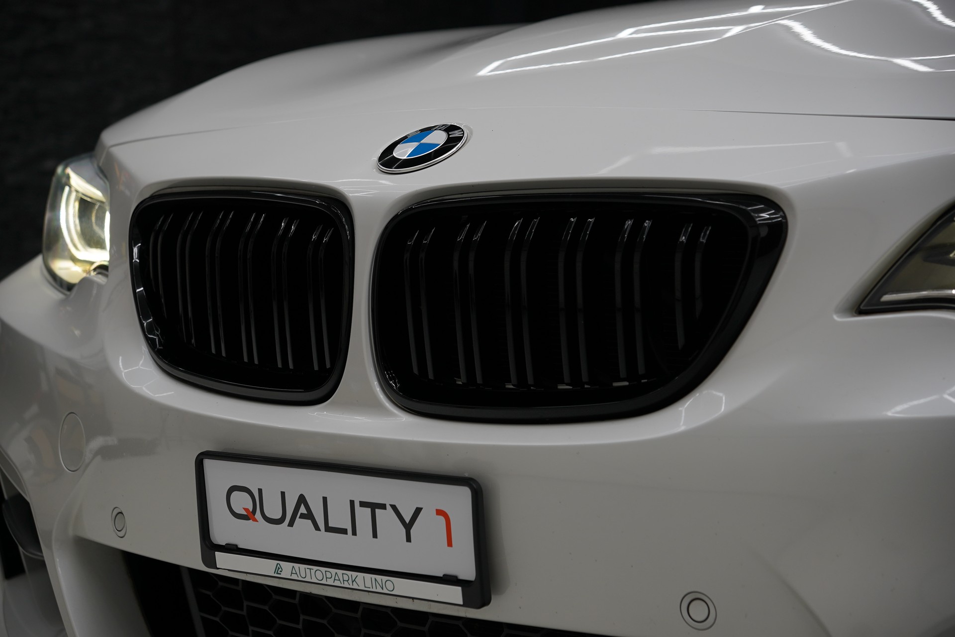 BMW M240i xDrive Steptronic-image-9