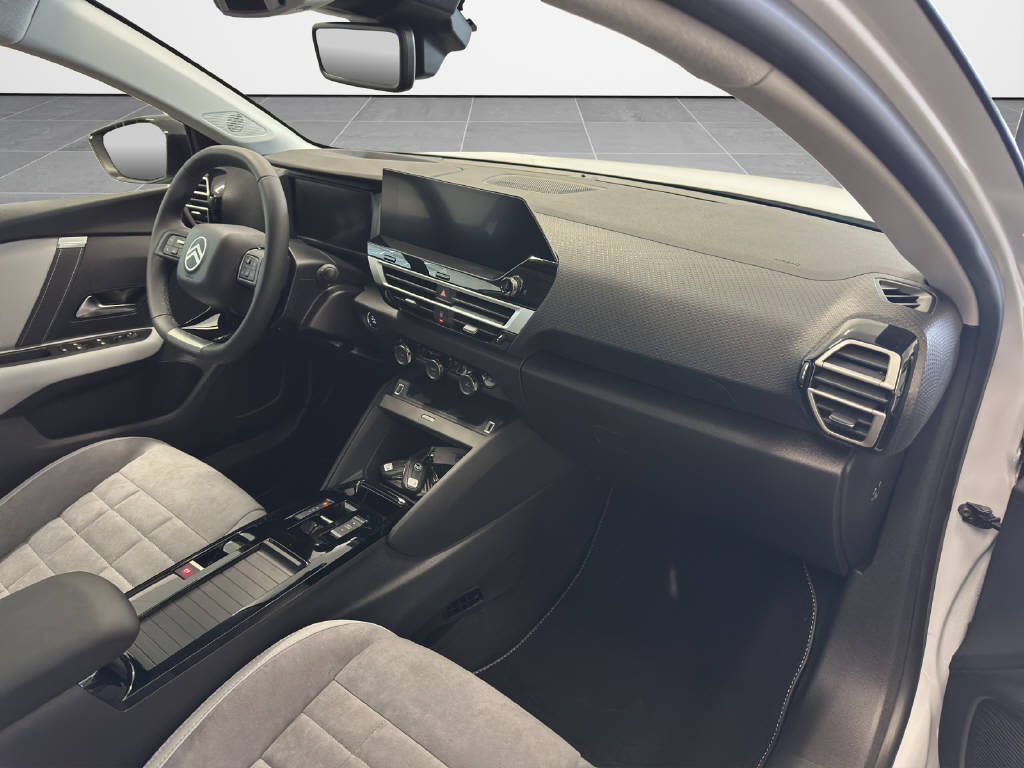 CITROEN C4 1.2 Hybrid Millésime-image-8