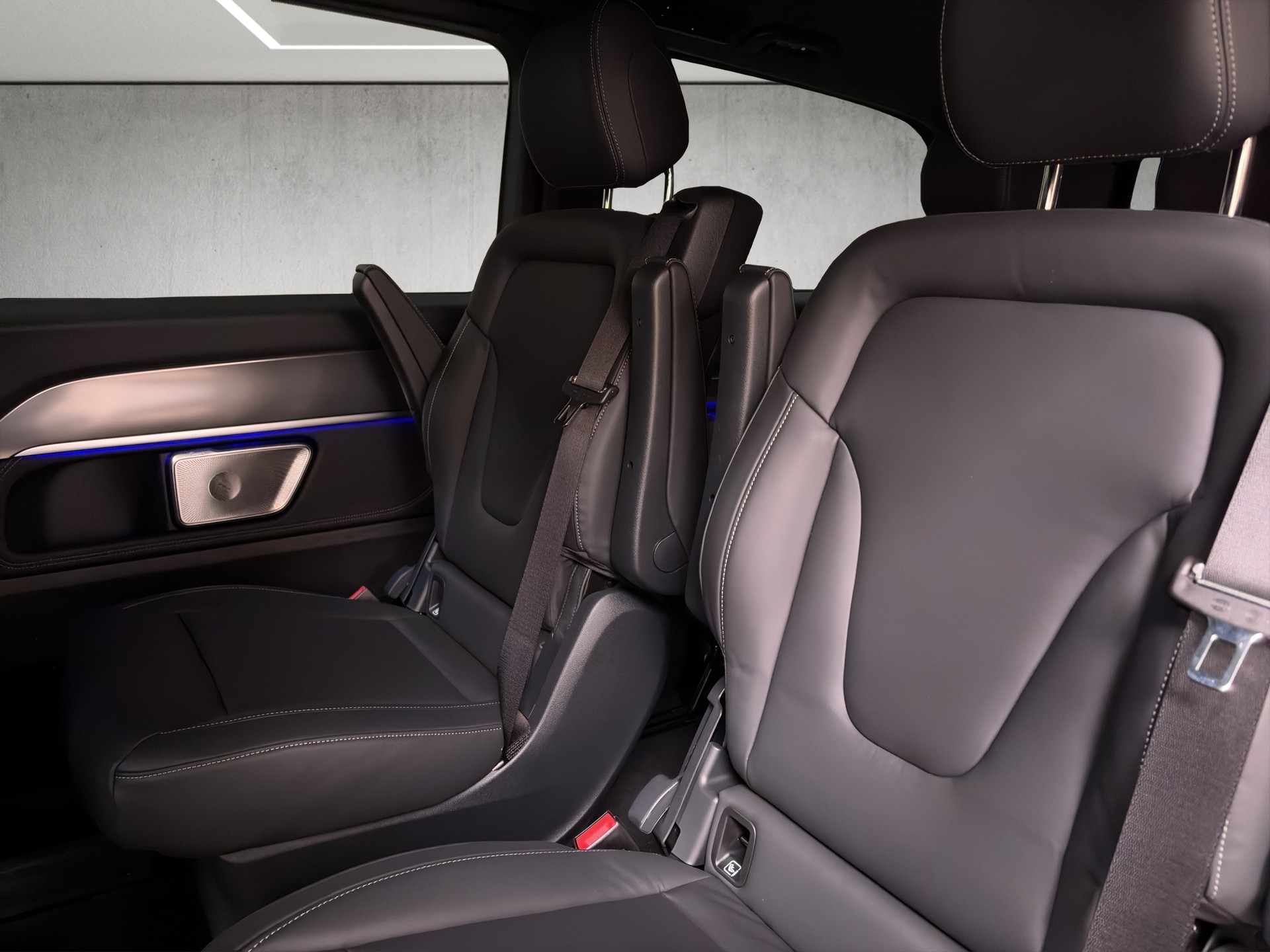 MERCEDES-BENZ V-Klasse 300d Exclusive L SWISS EDITION-image-7