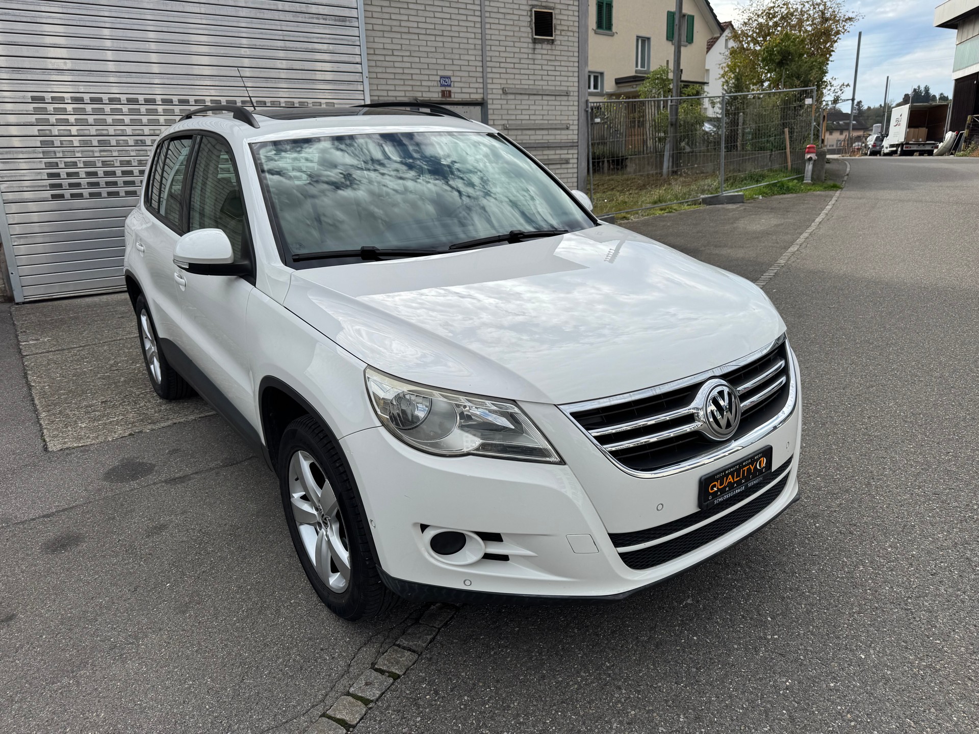 VW Tiguan 2.0 TSI Sport&Style-image-8
