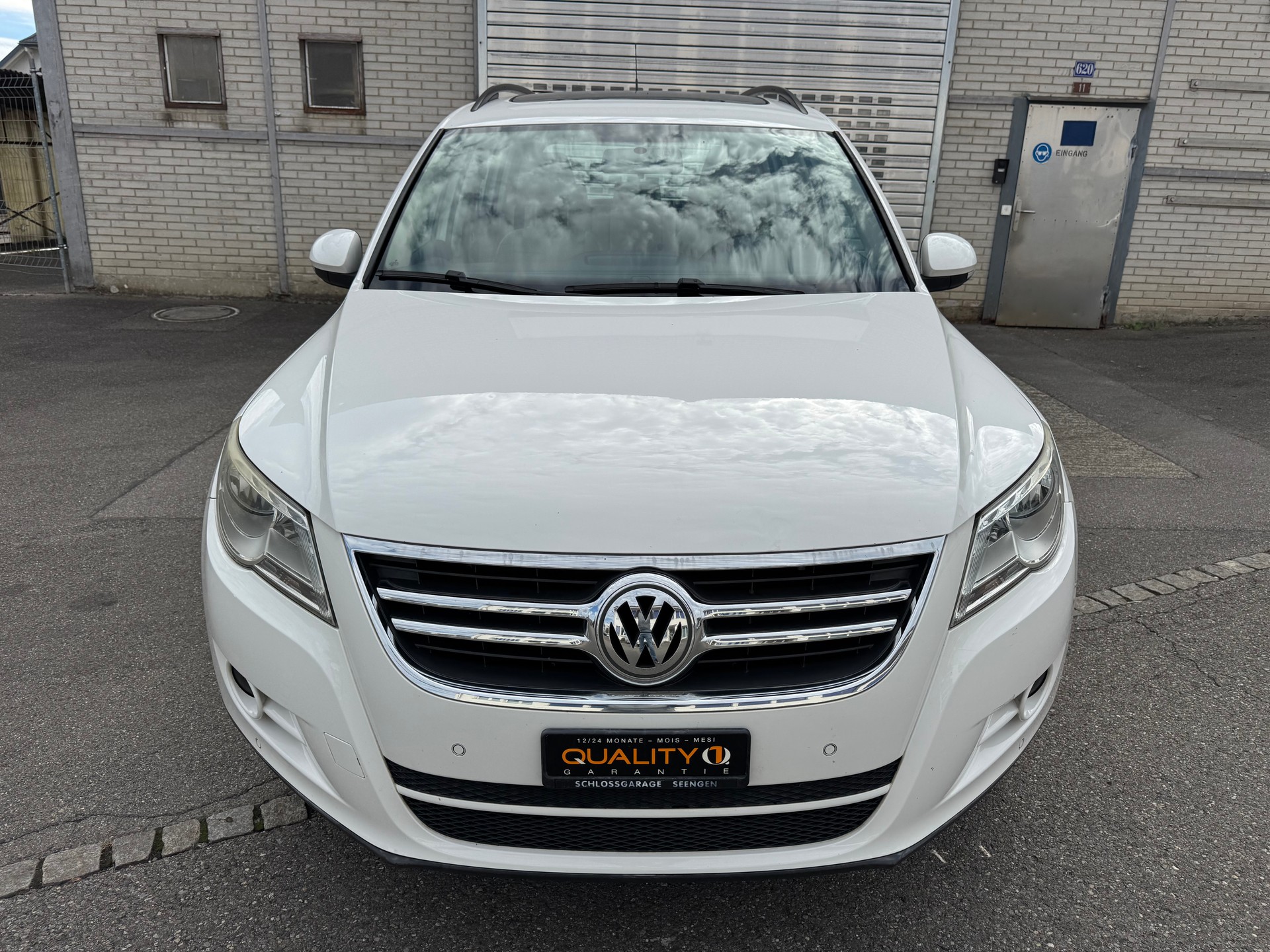 VW Tiguan 2.0 TSI Sport&Style-image-1