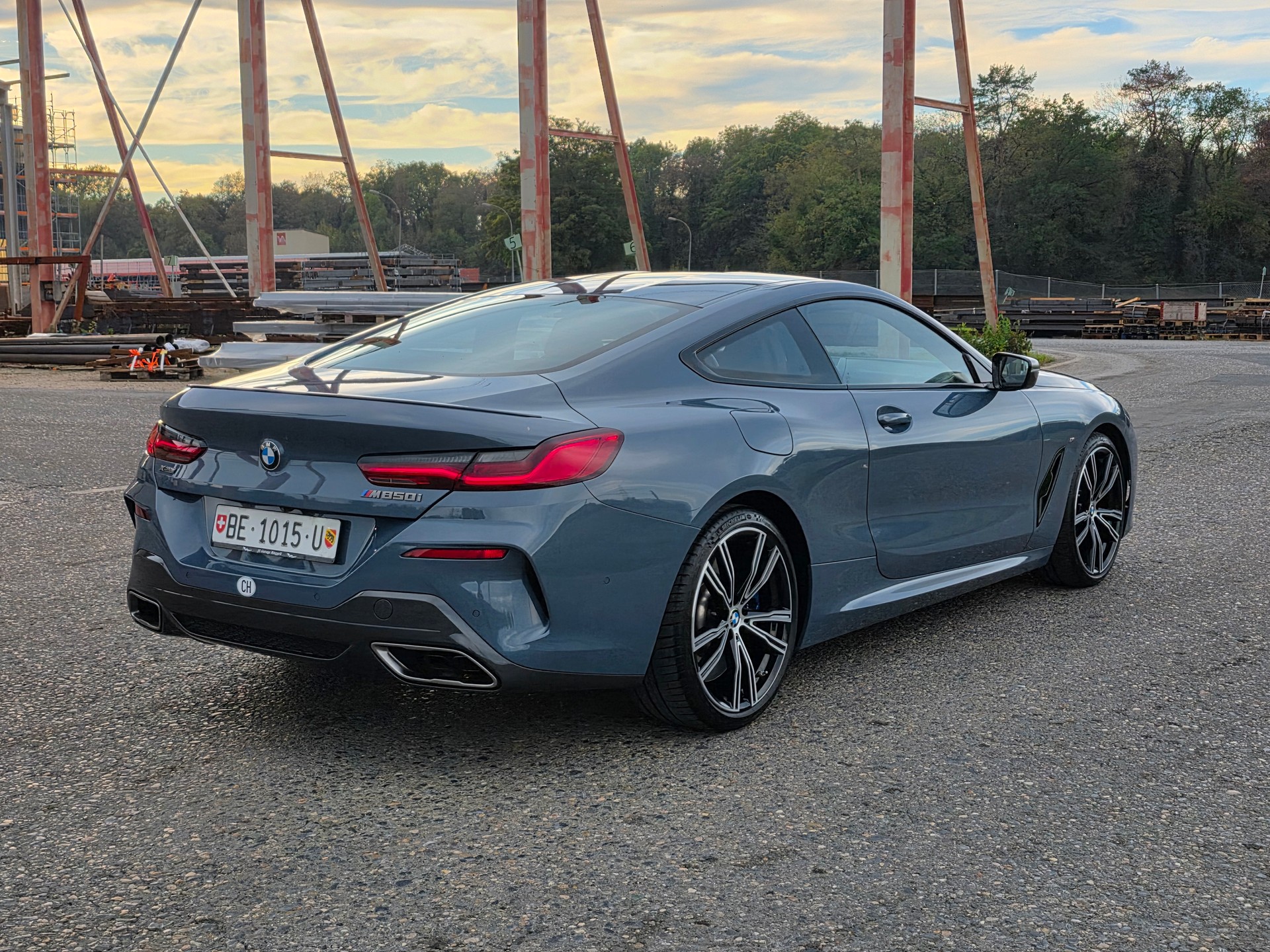 BMW M850i xDrive Steptronic Individual-image-5