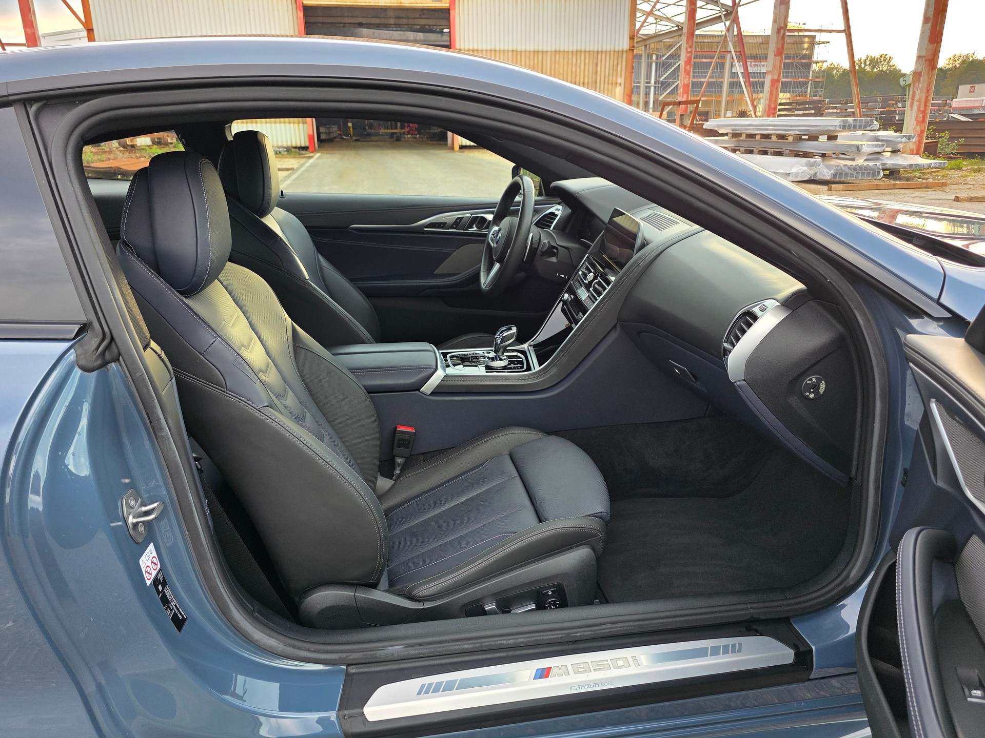BMW M850i xDrive Steptronic Individual-image-9