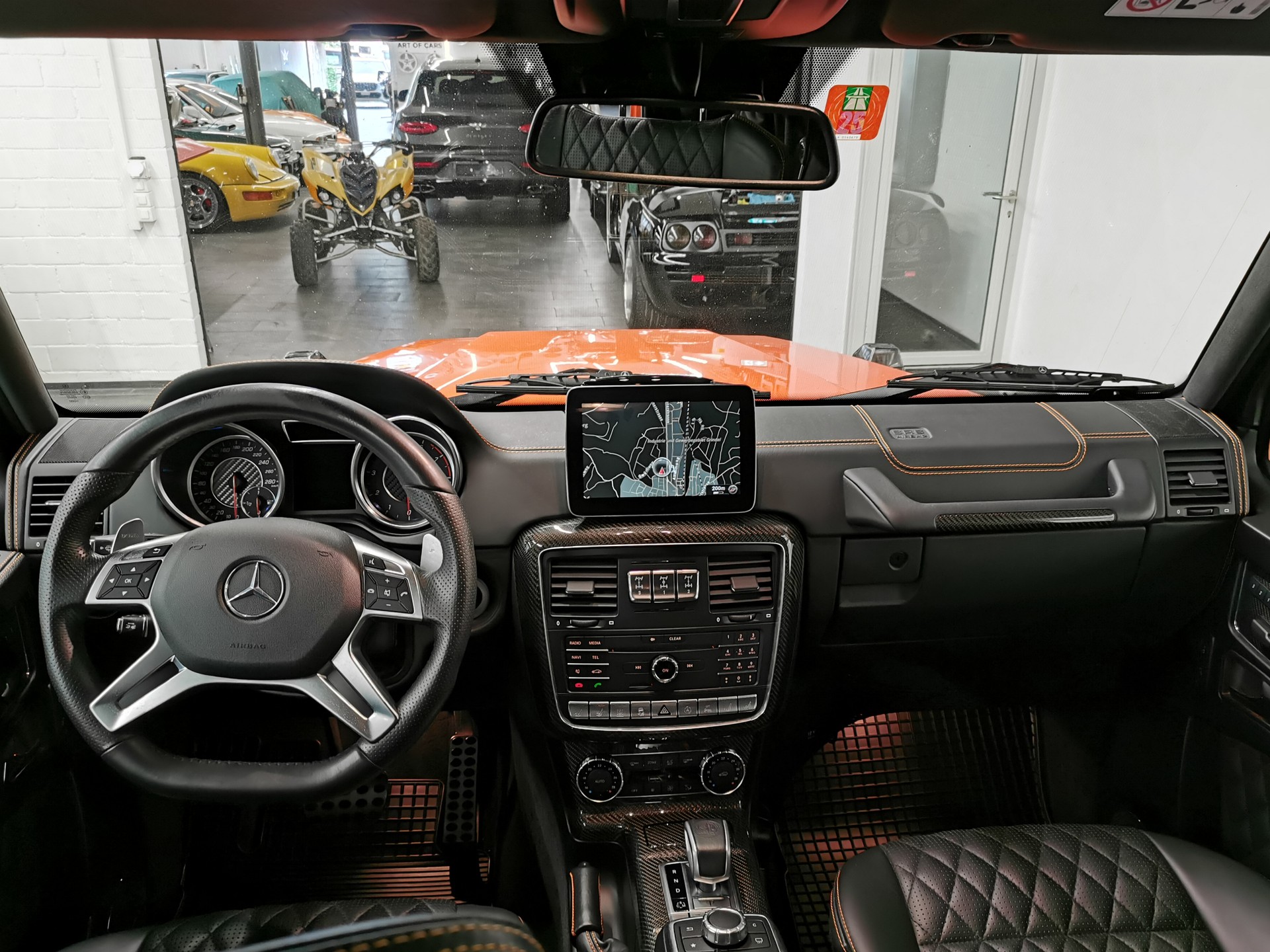 MERCEDES-BENZ G 63 AMG Exclusive Edition Speedsh. Plus 7G-Tronic Crazy Color Edition-image-11