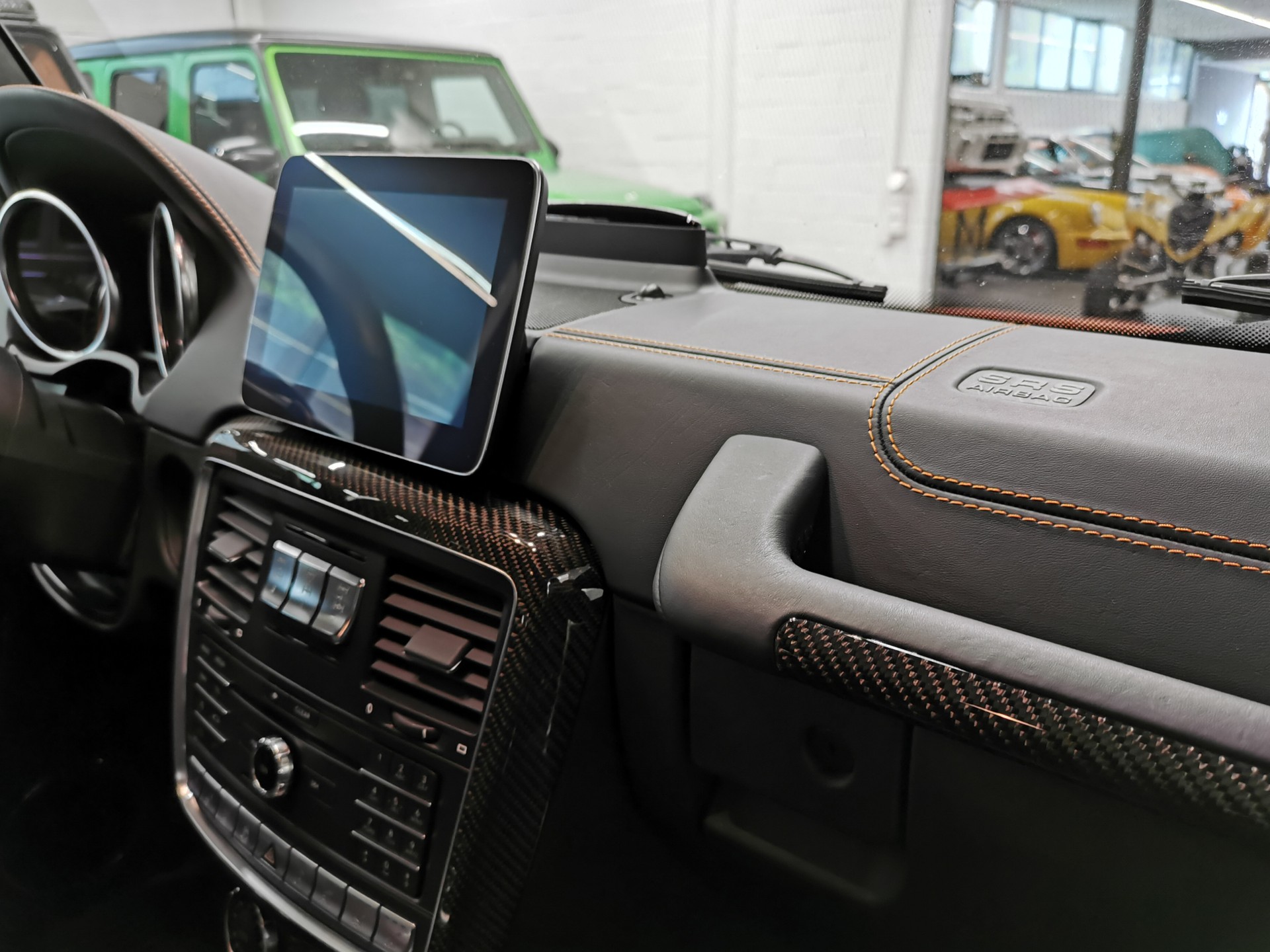 MERCEDES-BENZ G 63 AMG Exclusive Edition Speedsh. Plus 7G-Tronic Crazy Color Edition-image-13
