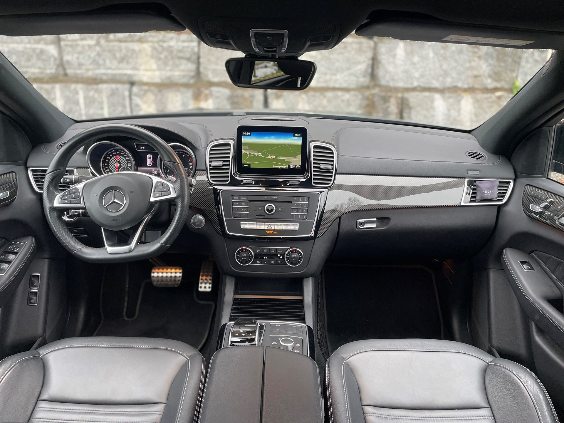 MERCEDES-BENZ GLE Coupé 400 AMG-Line 4Matic 9G-Tronic-image-5