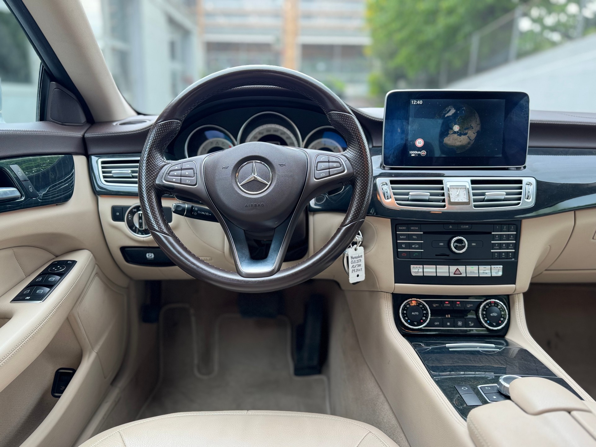 MERCEDES-BENZ CLS 250 BlueTEC 4Matic 7G-Tronic-image-10