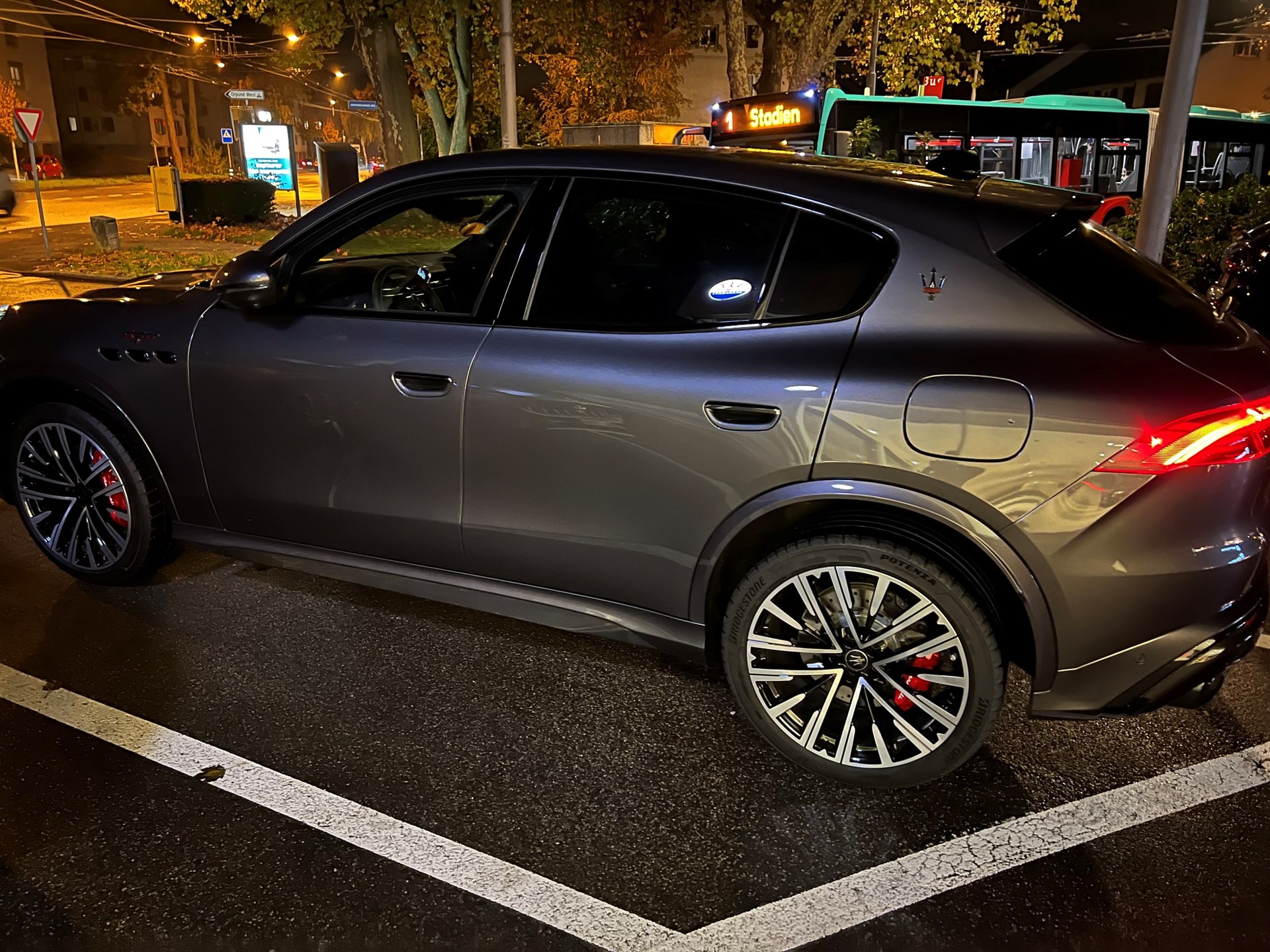 MASERATI Grecale 3.0 Trofeo Automatica-image-1
