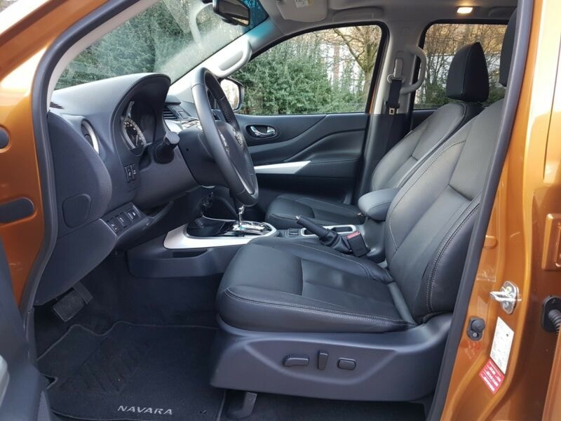 NISSAN """ Navara--- Double ---Cab ---Tekna 2.3 dCi-- 4WD ---Automatic """"-image-4