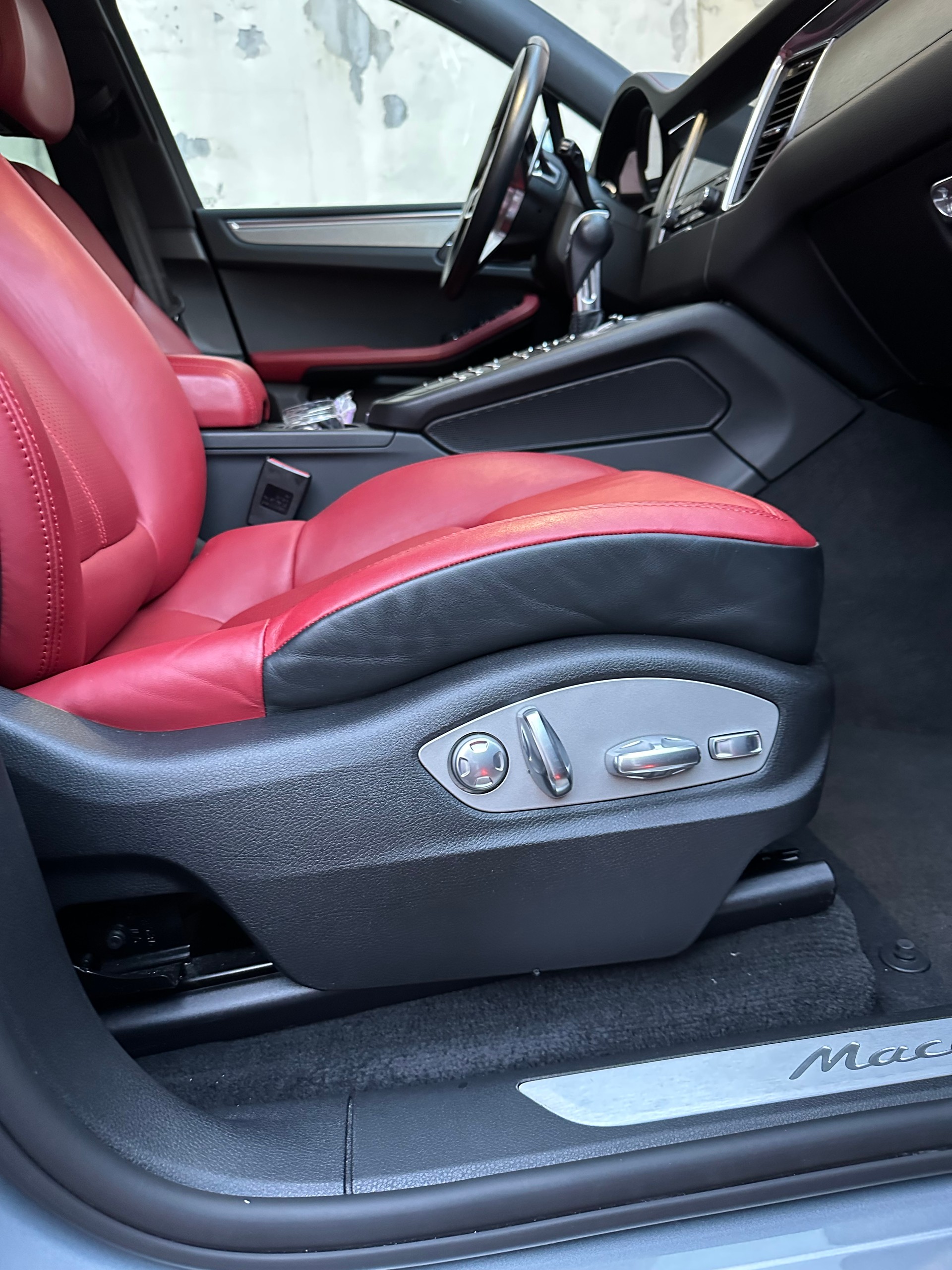 PORSCHE Macan S Diesel PDK-image-11