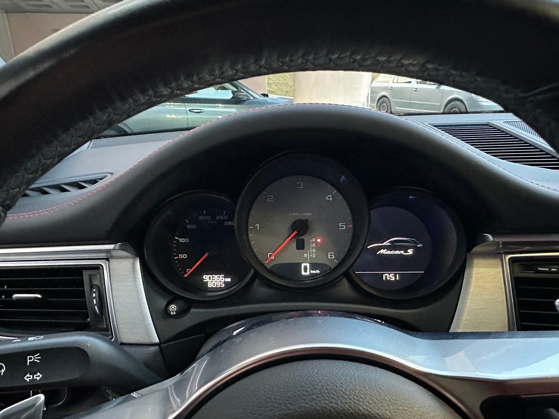 PORSCHE Macan S Diesel PDK-image-8