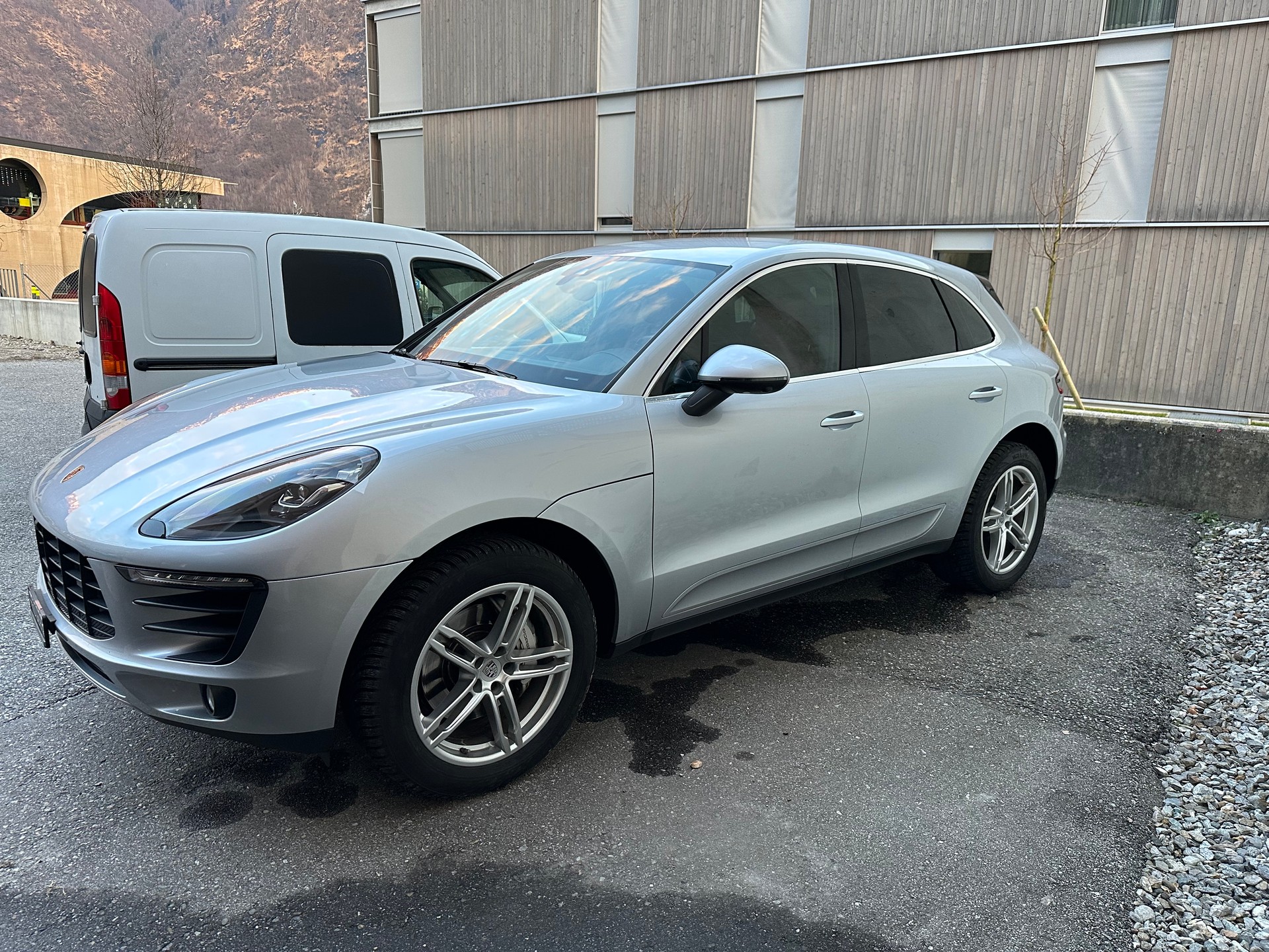 PORSCHE Macan S Diesel PDK-image-18