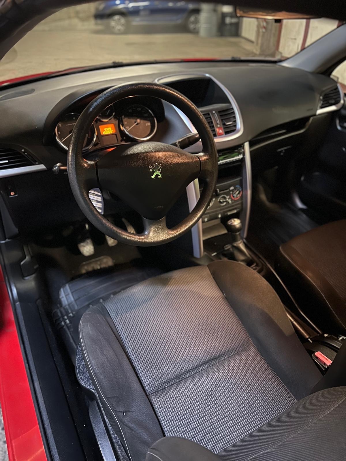PEUGEOT 207-image-10