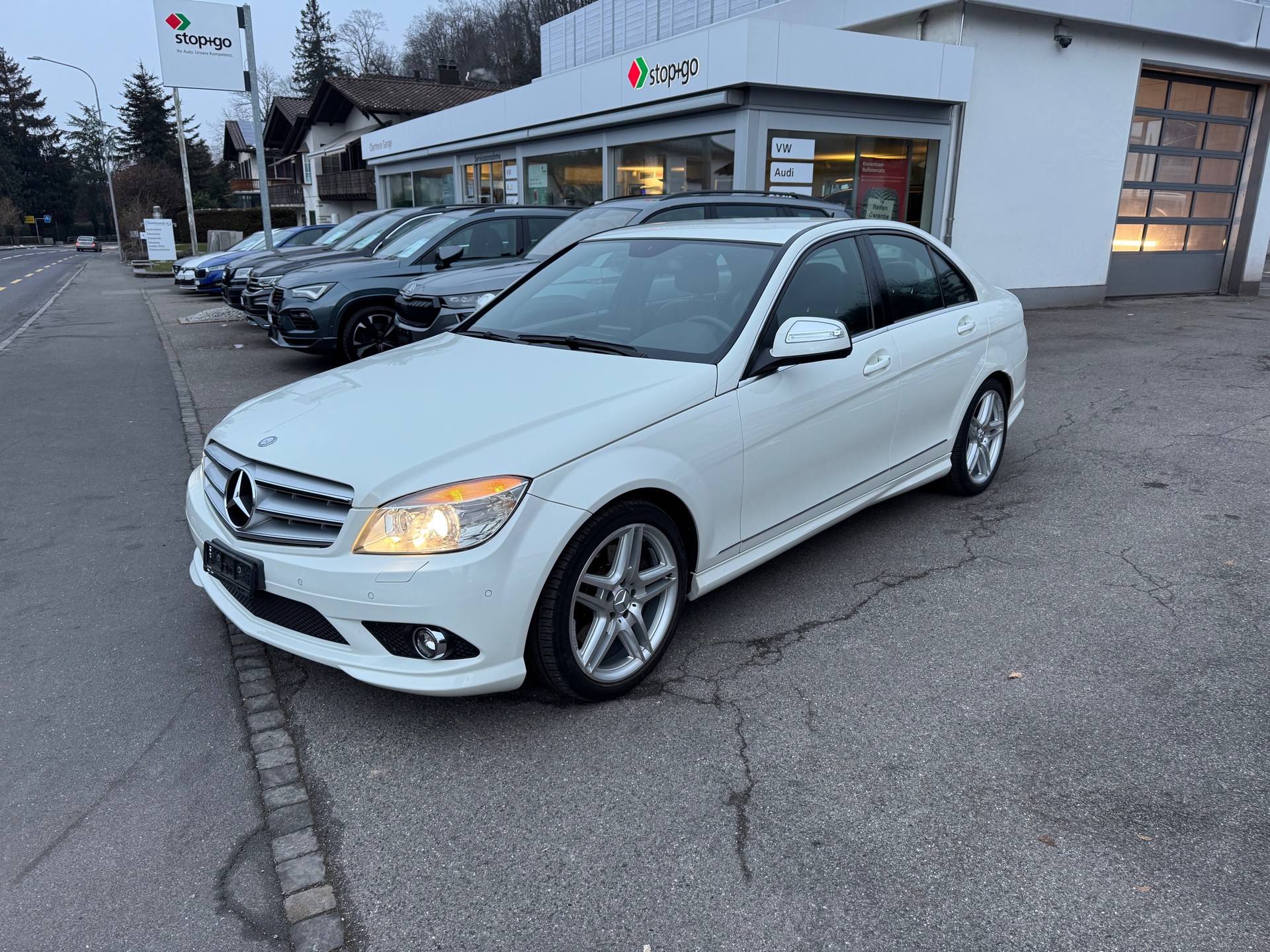 MERCEDES-BENZ C 350 Avantgarde 7G-Tronic-image-0