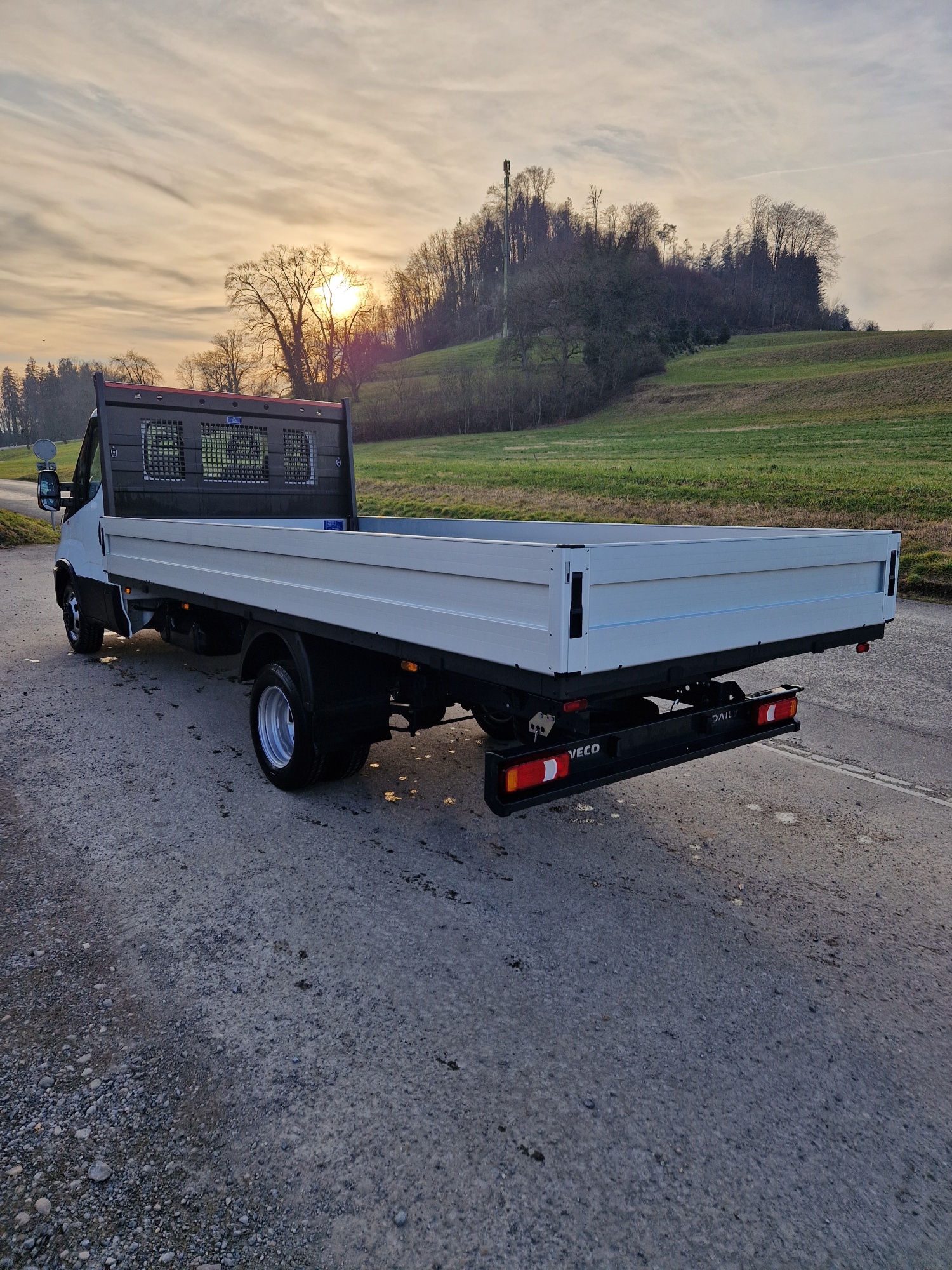 IVECO 35 C 18H A8-image-1