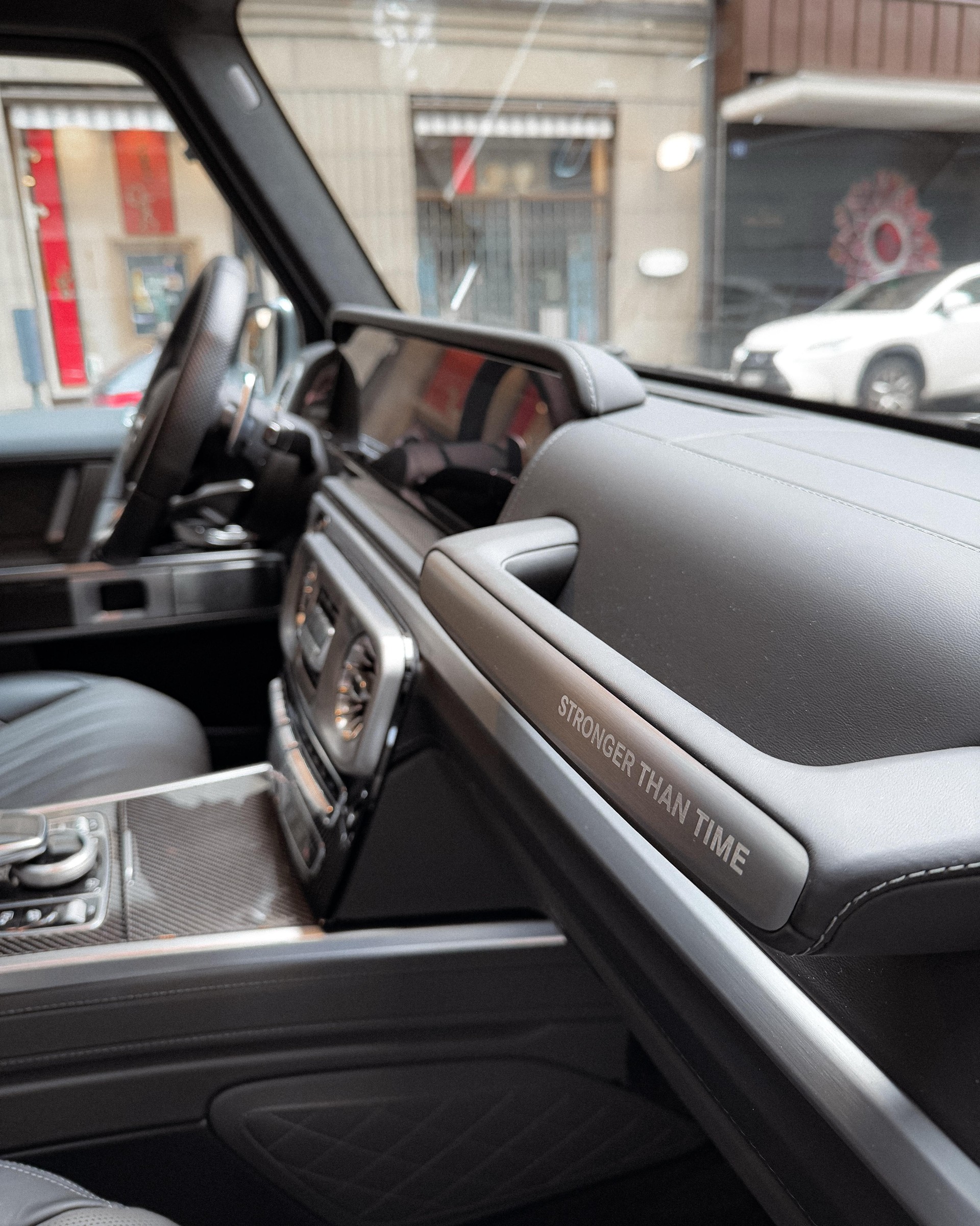 MERCEDES-BENZ G 63 AMG Speedshift Plus G-Tronic-image-10