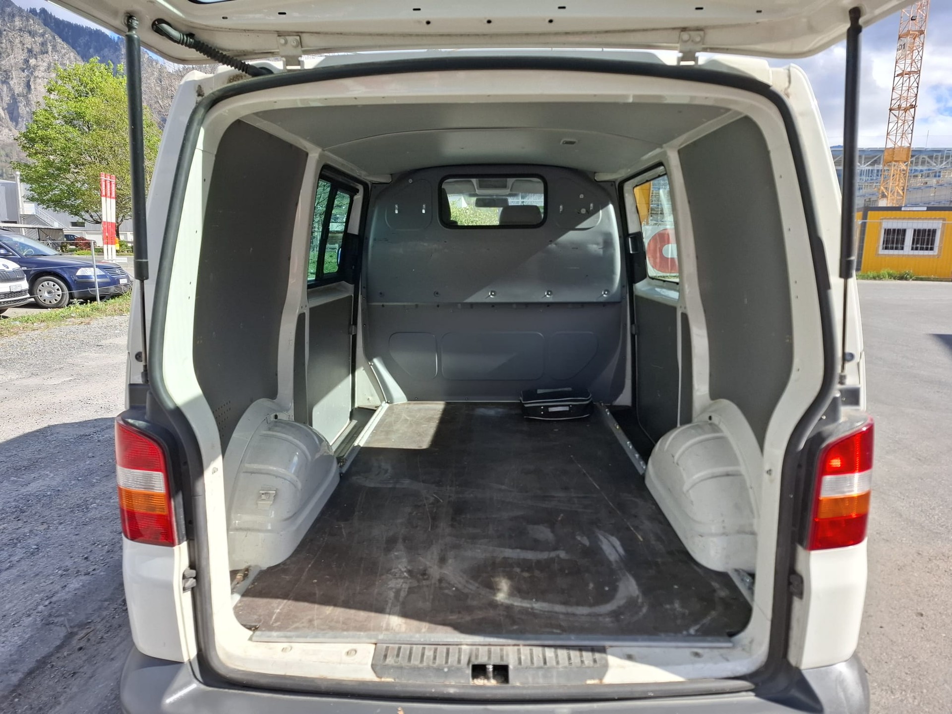 VW T5 2.5 TDI PD 4MOTION-image-8