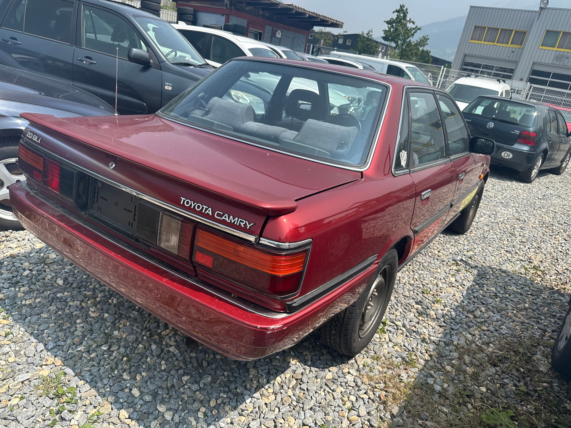 TOYOTA Camry 2000 GLi-image-1