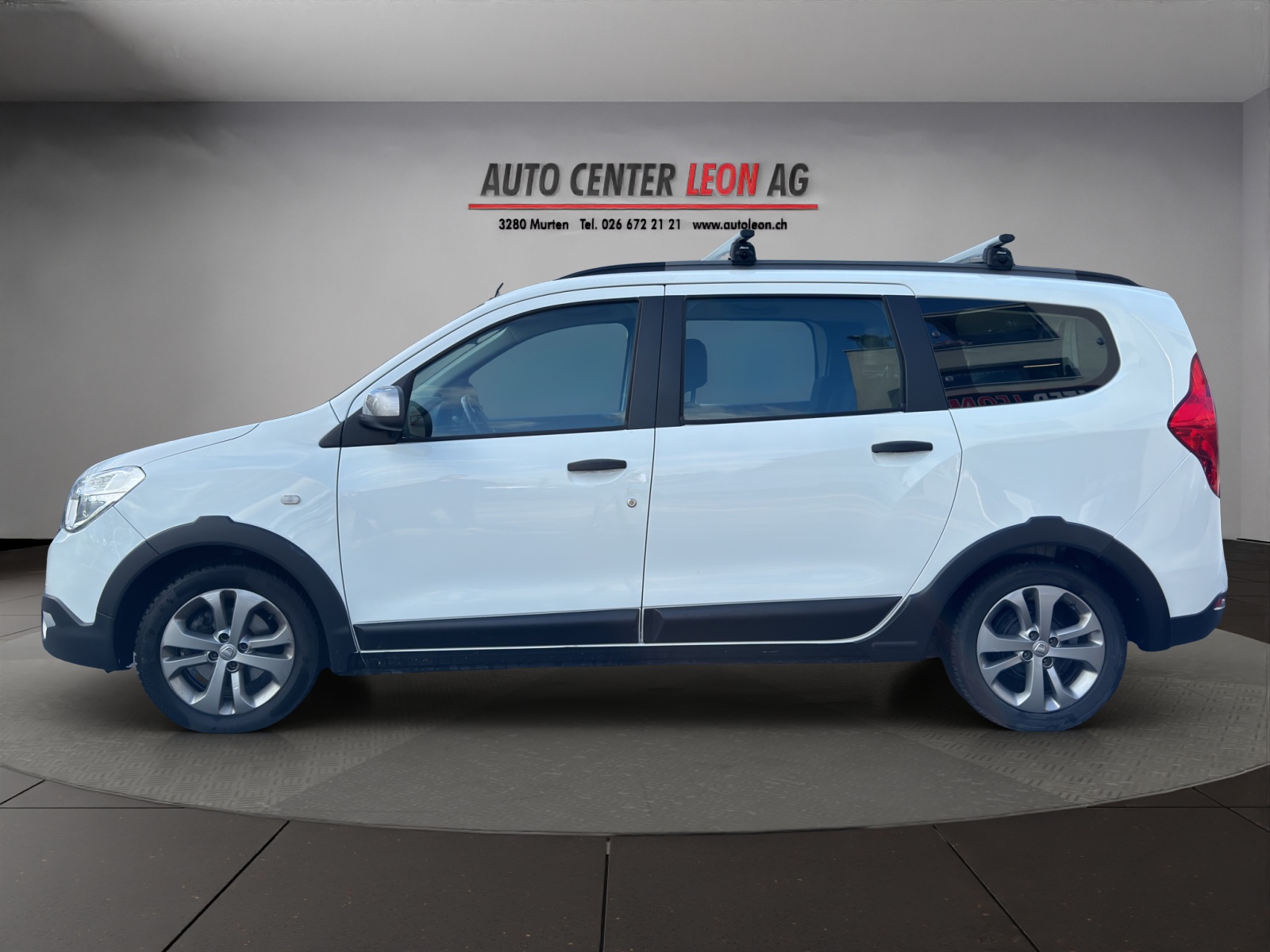 DACIA Lodgy 1.2 T Stepway 7PL-image-2