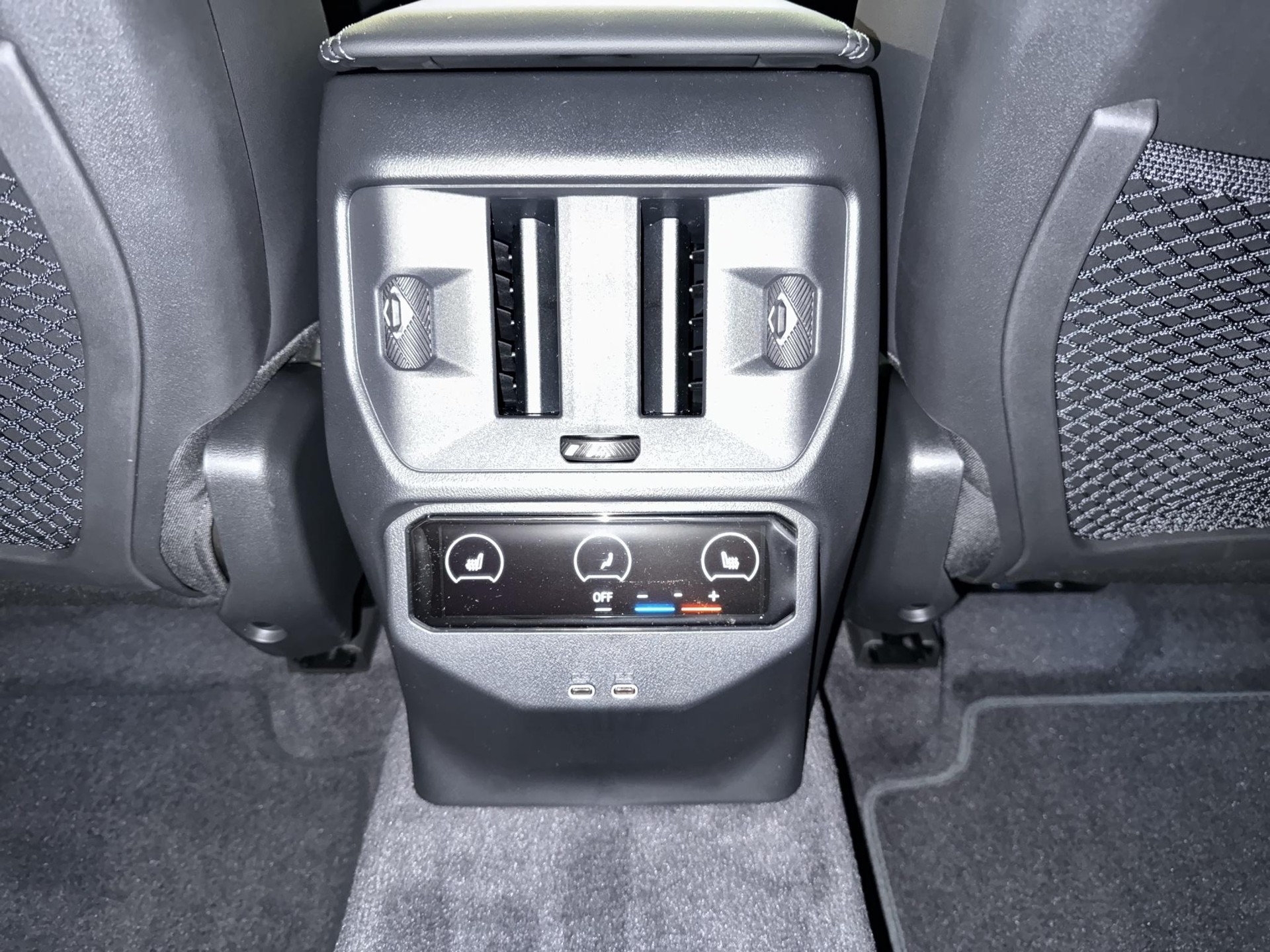 BMW X3 40d xDrive-image-29