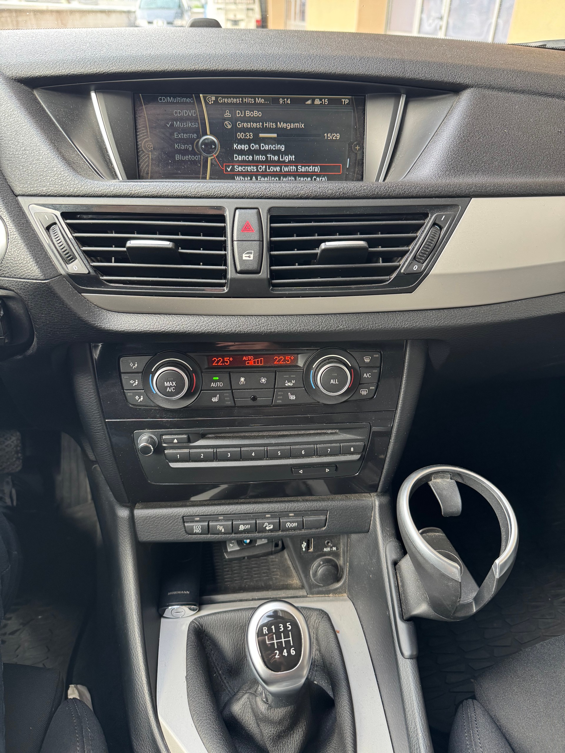 BMW X1 xDrive 20i Sport Line Steptronic-image-9