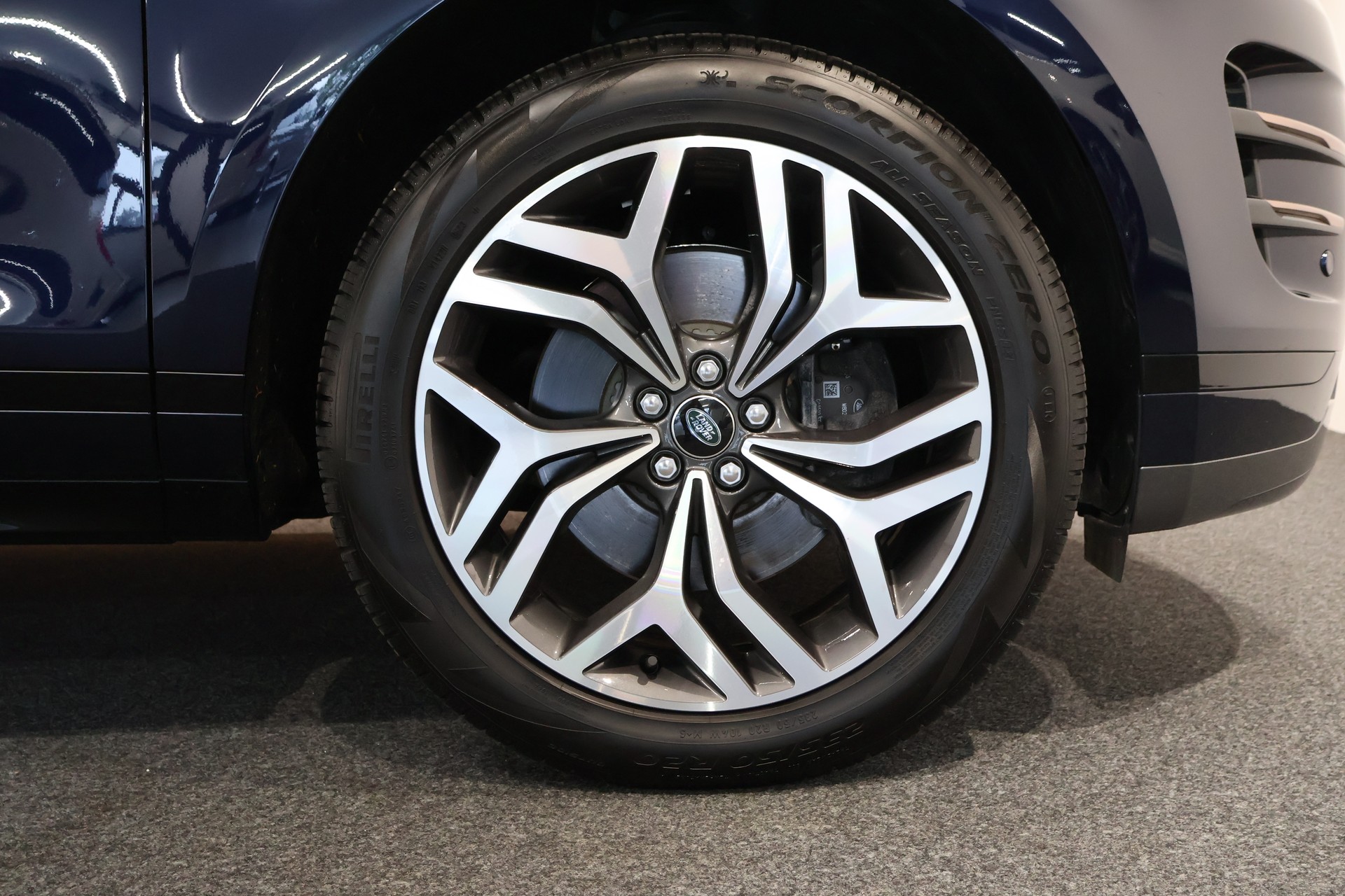 LAND ROVER Range Rover Evoque R-Dynamic D 200 MHEV SE AT9-image-29