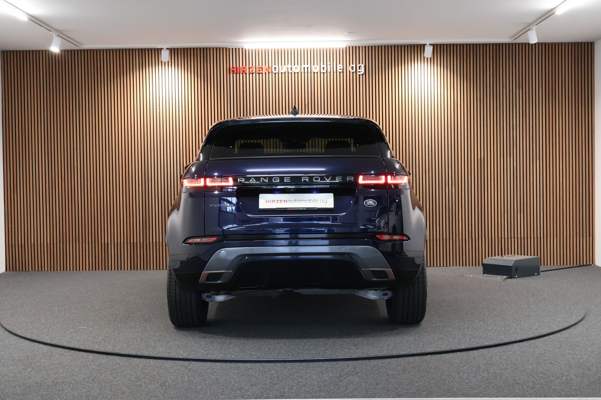 LAND ROVER Range Rover Evoque R-Dynamic D 200 MHEV SE AT9-image-3