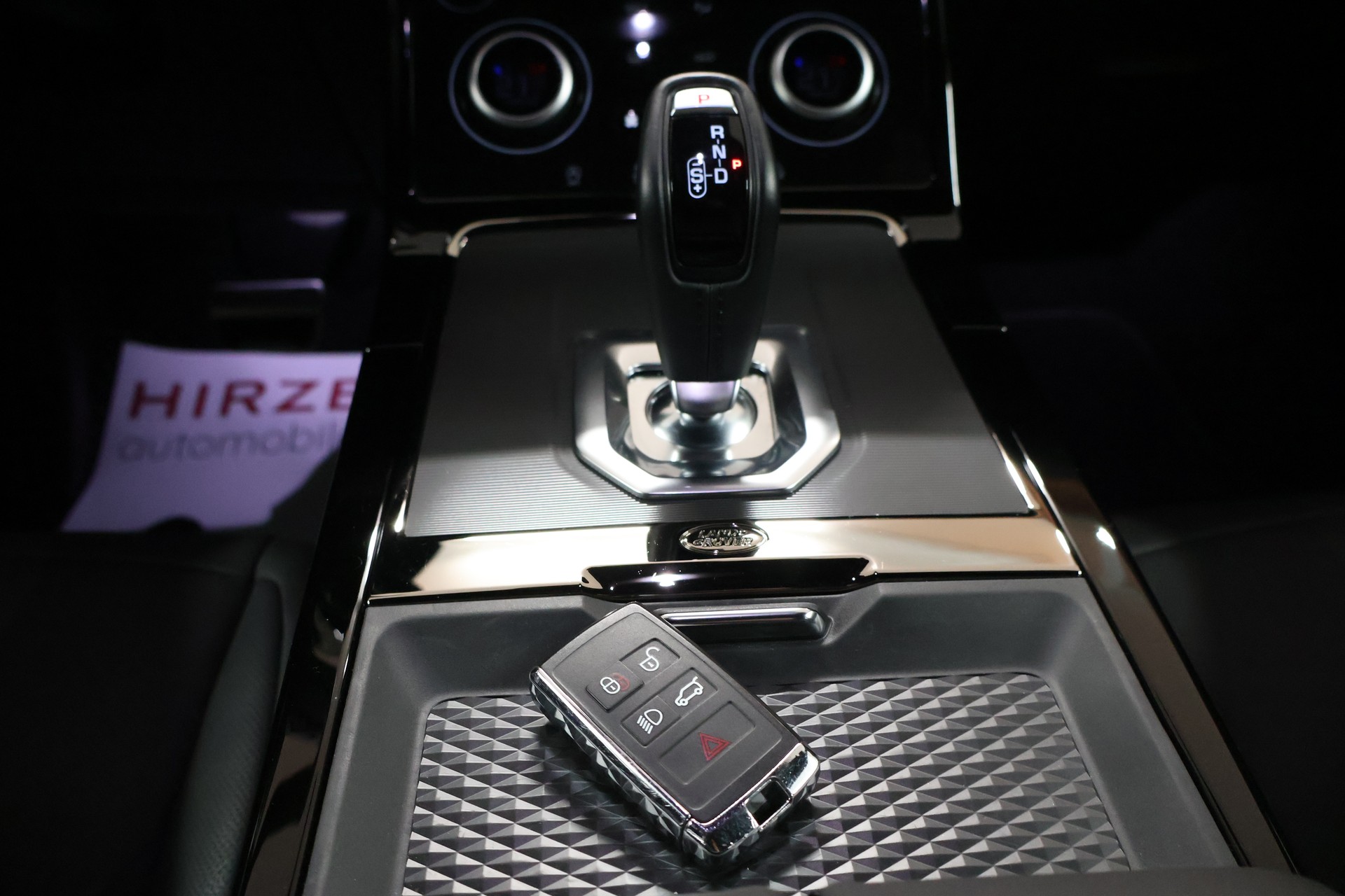 LAND ROVER Range Rover Evoque R-Dynamic D 200 MHEV SE AT9-image-19
