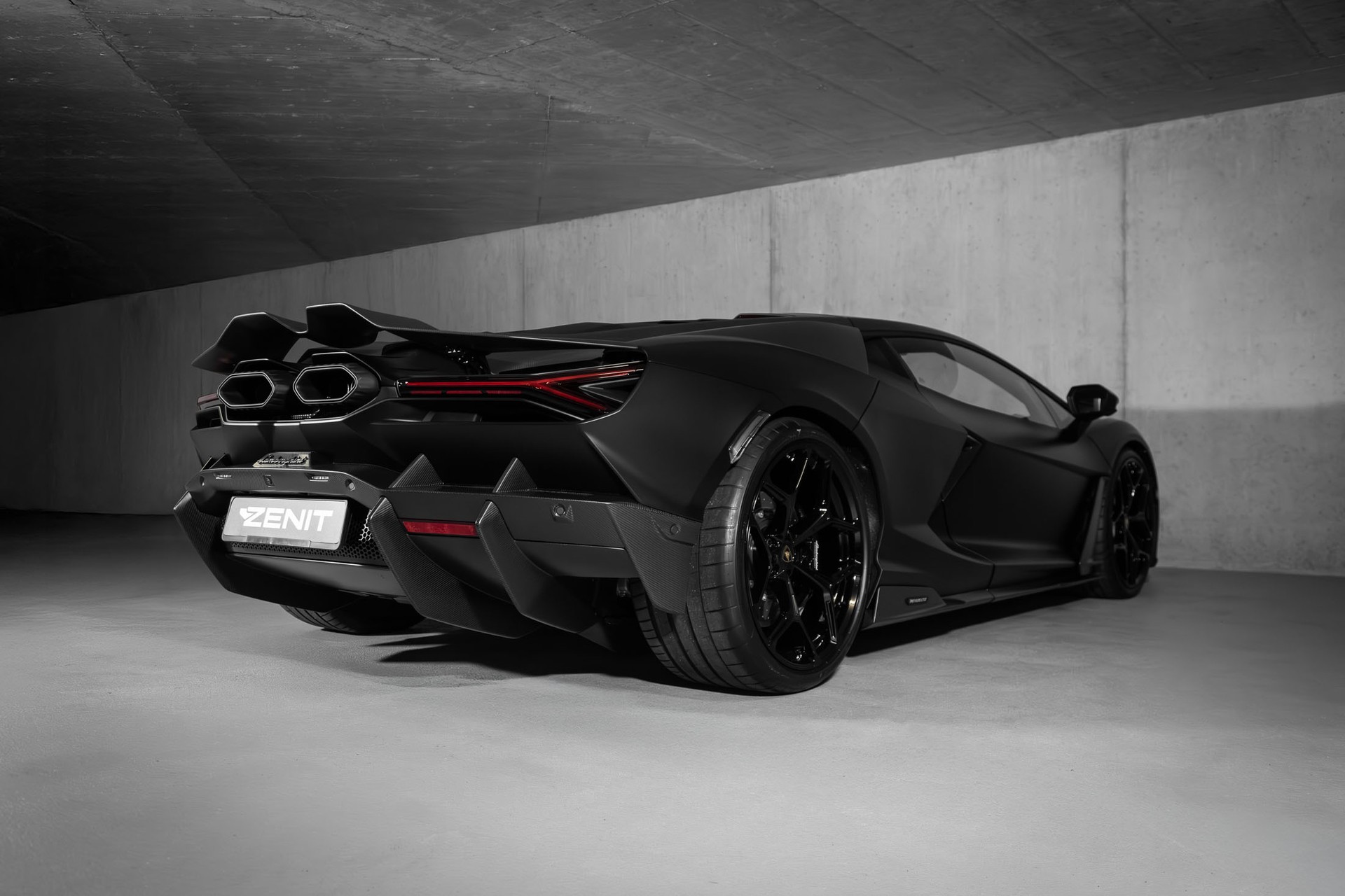 LAMBORGHINI REVUELTO Full Carbon-image-4